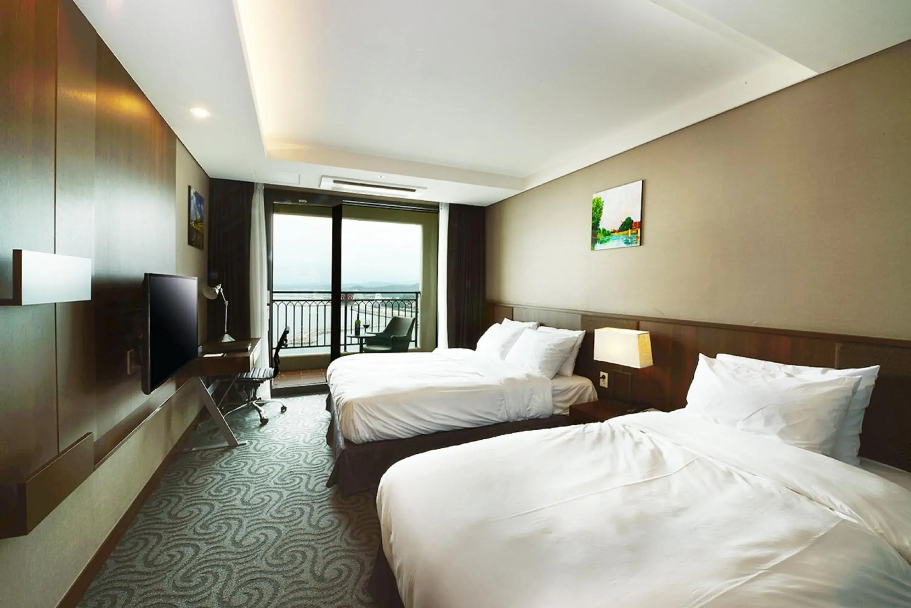 Day, Room Photo in Ramada Gangwon Sokcho