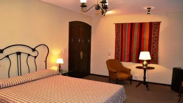 Bedroom, Bed in Hotel Salta