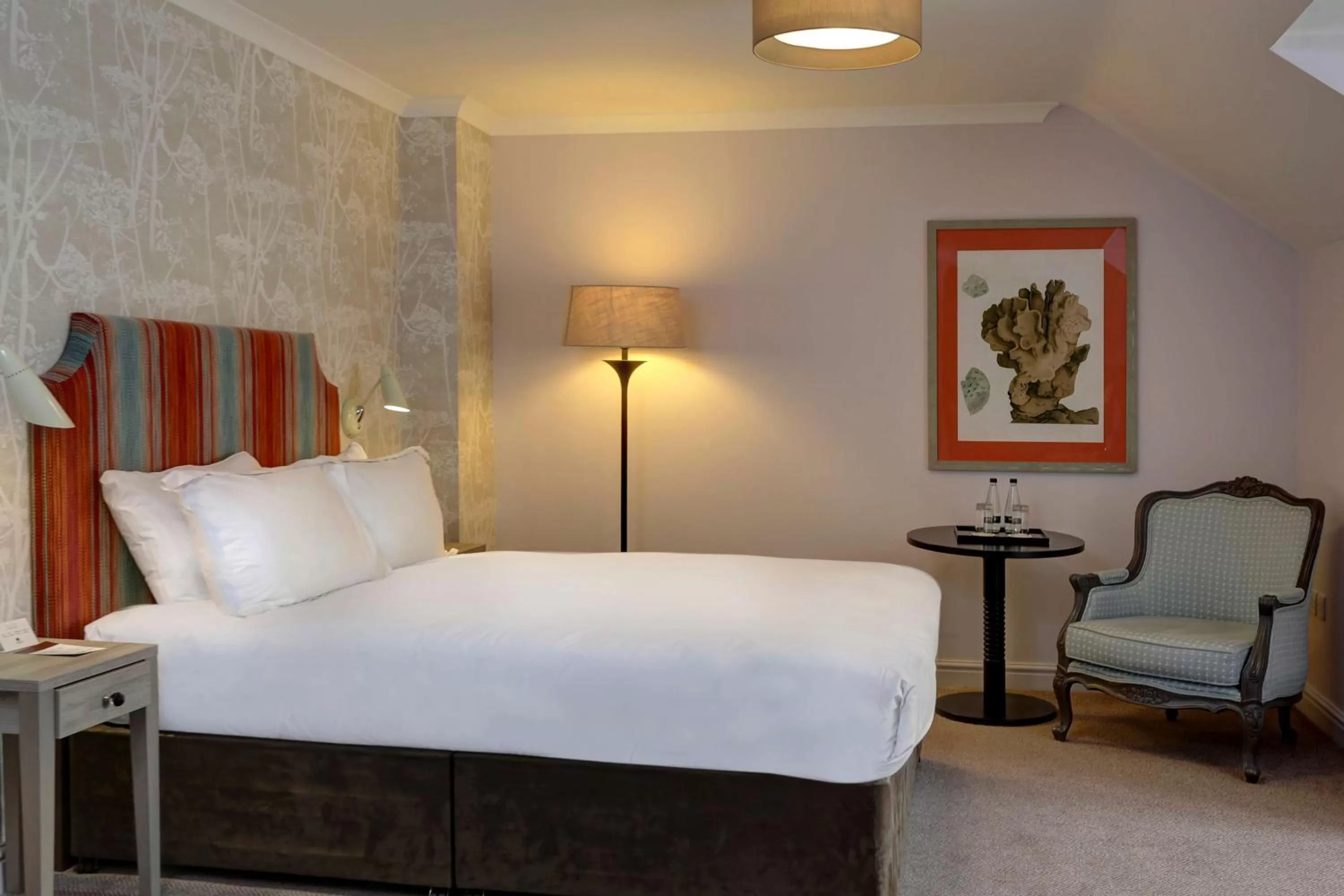 Living room, Bed in DoubleTree by Hilton York