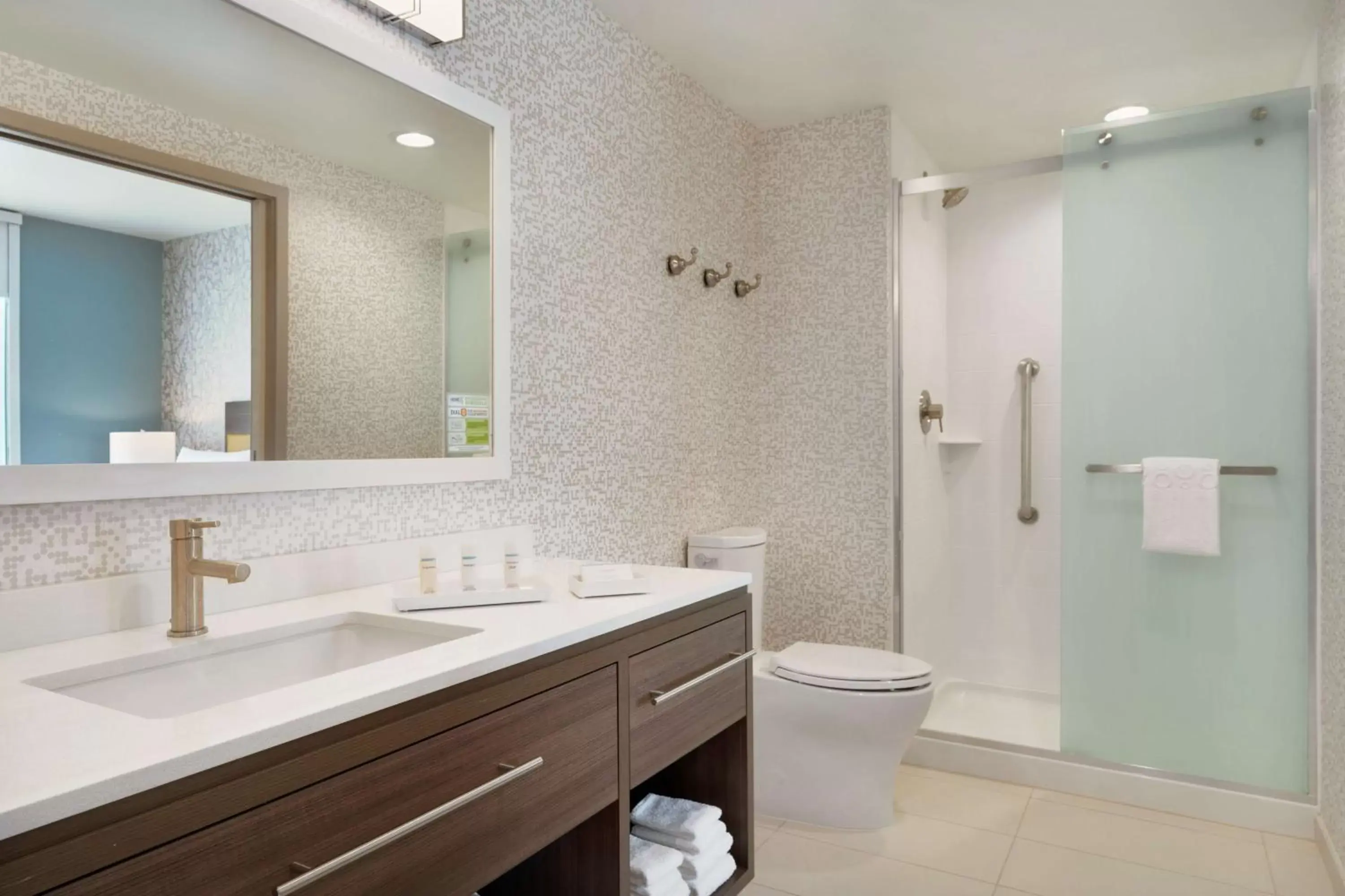 Bathroom in Home2 Suites By Hilton Ephrata