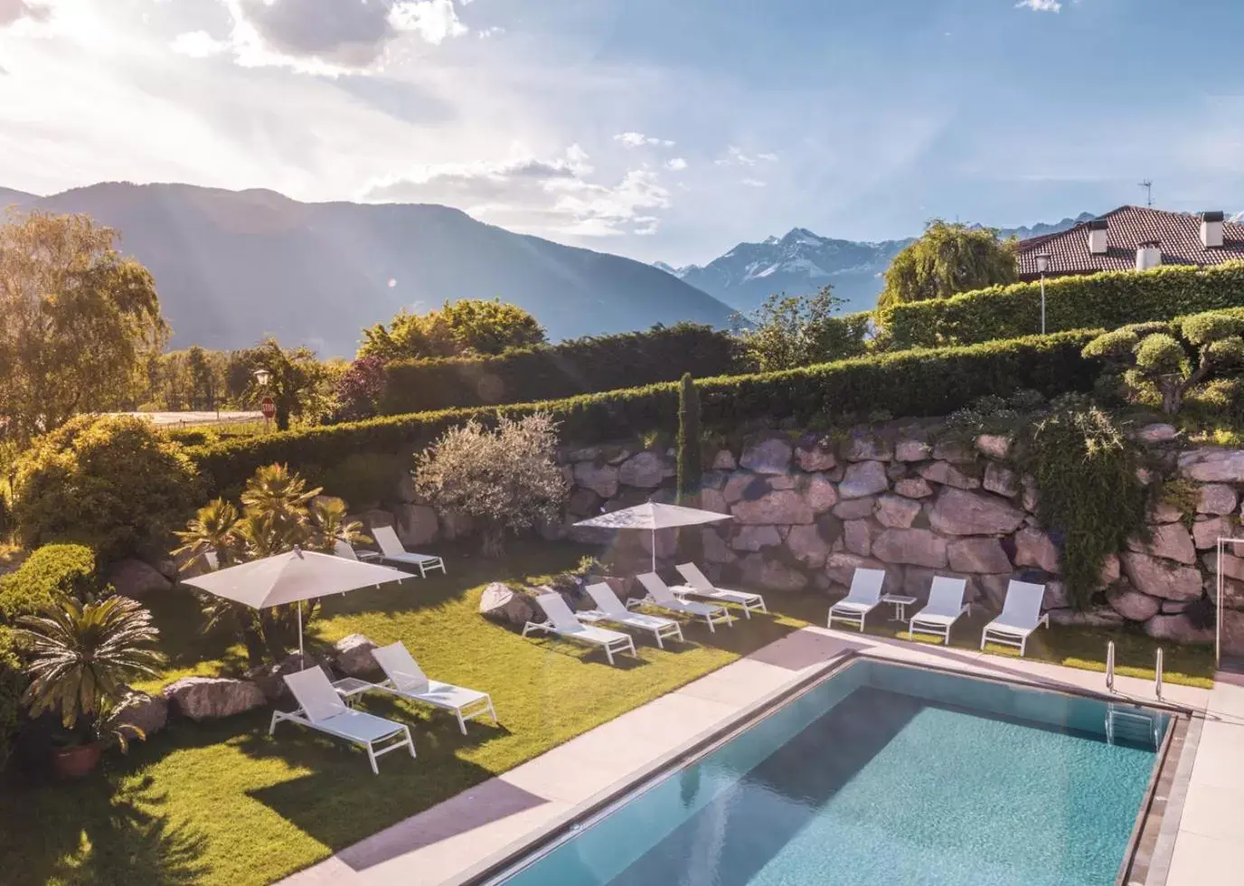 Mountain view, Pool View in Hidalgo Suites