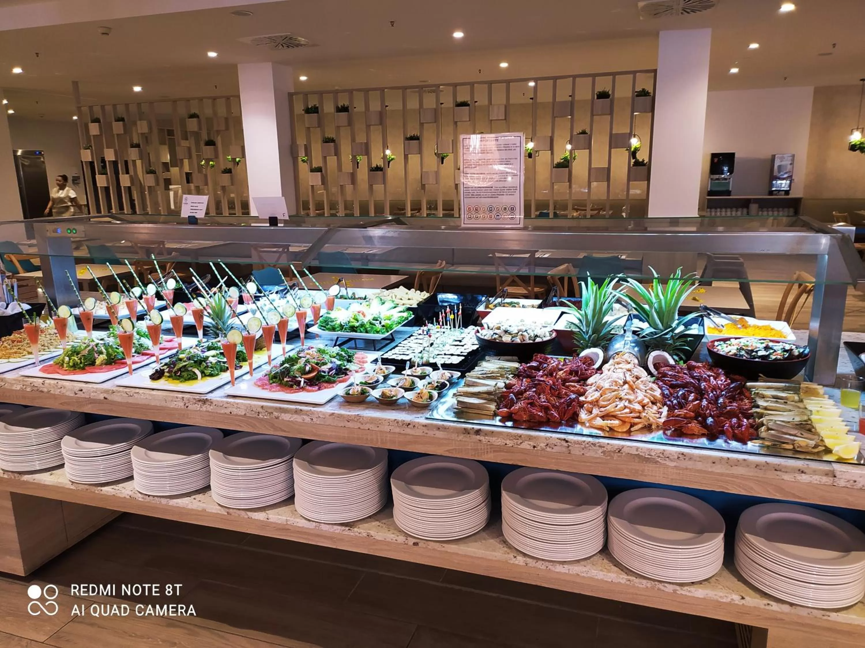 Restaurant/places to eat in Gara Suites Golf & Spa