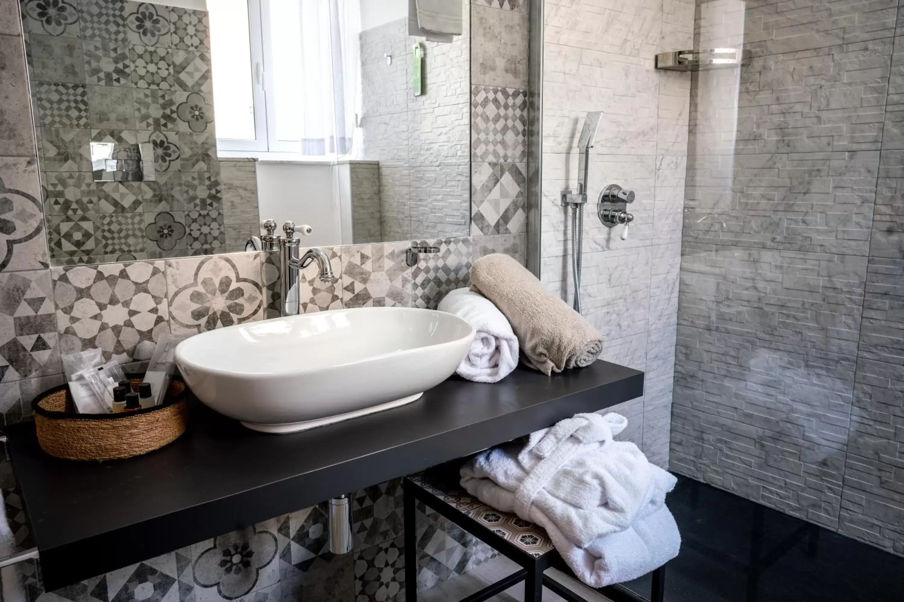 Bathroom in Aria Rooms and Terrace