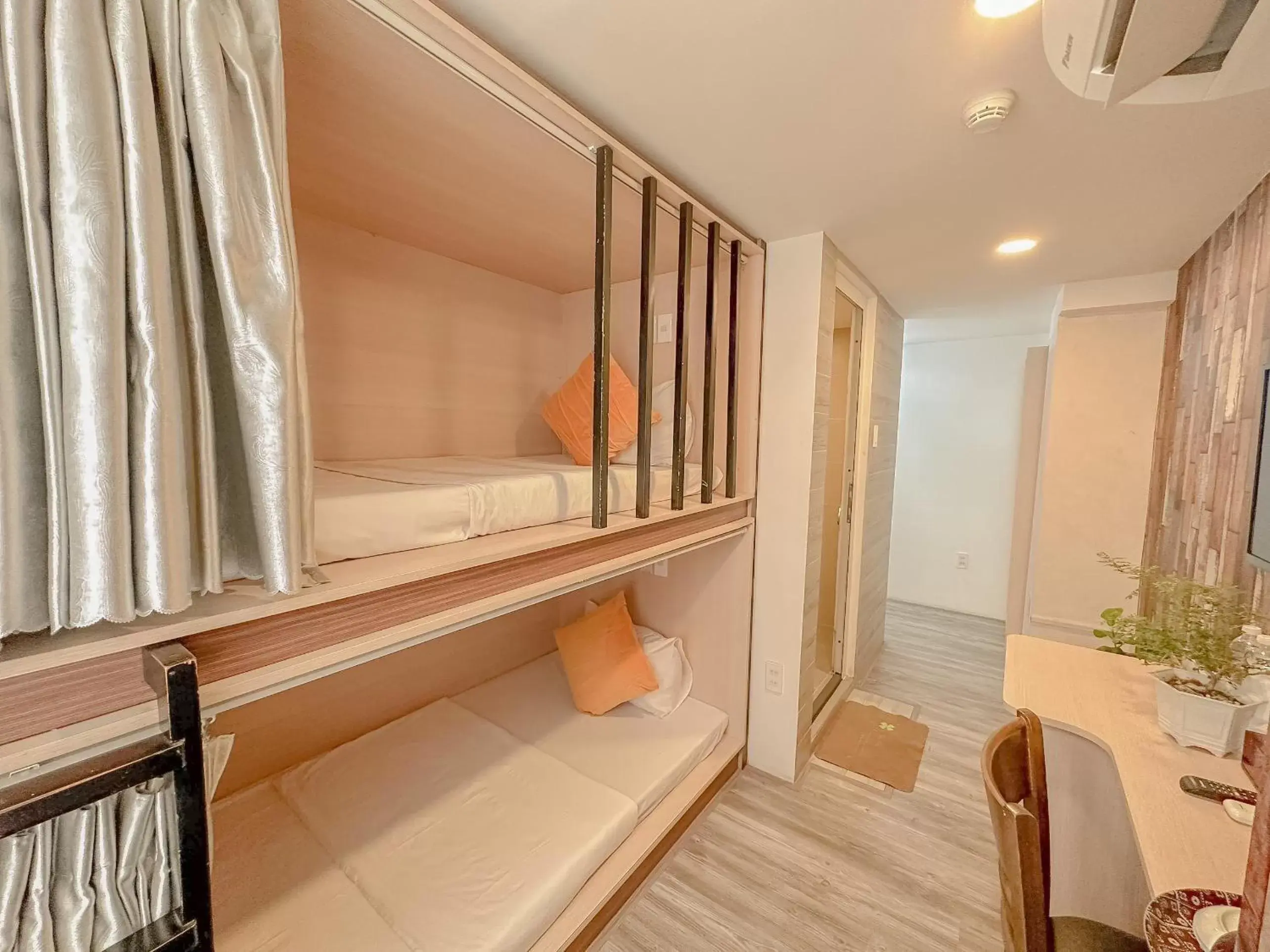 Twin Room in Galaxy Boutique Sai Gon Central Hotel Twin Room in Galaxy Boutique Sai Gon Central Hotel