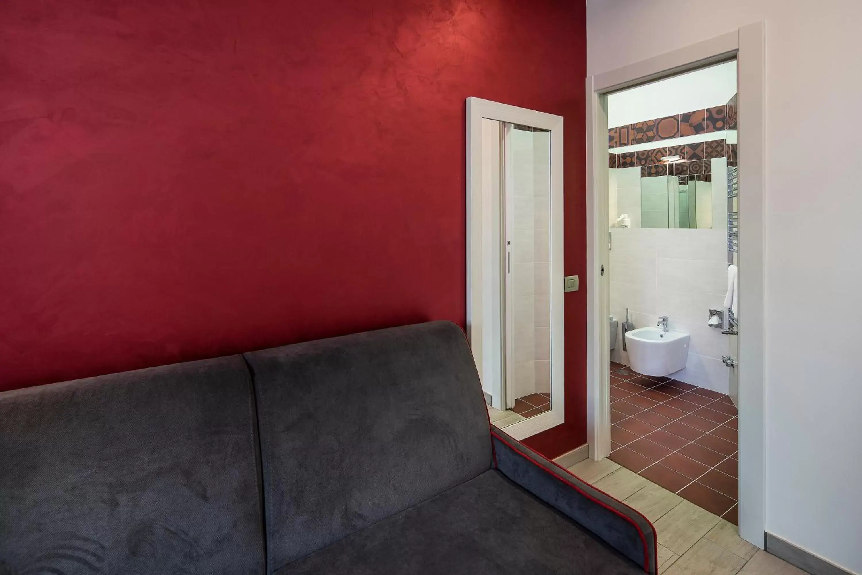 Bathroom, Seating Area in IstayinToledo Luxury Guest House