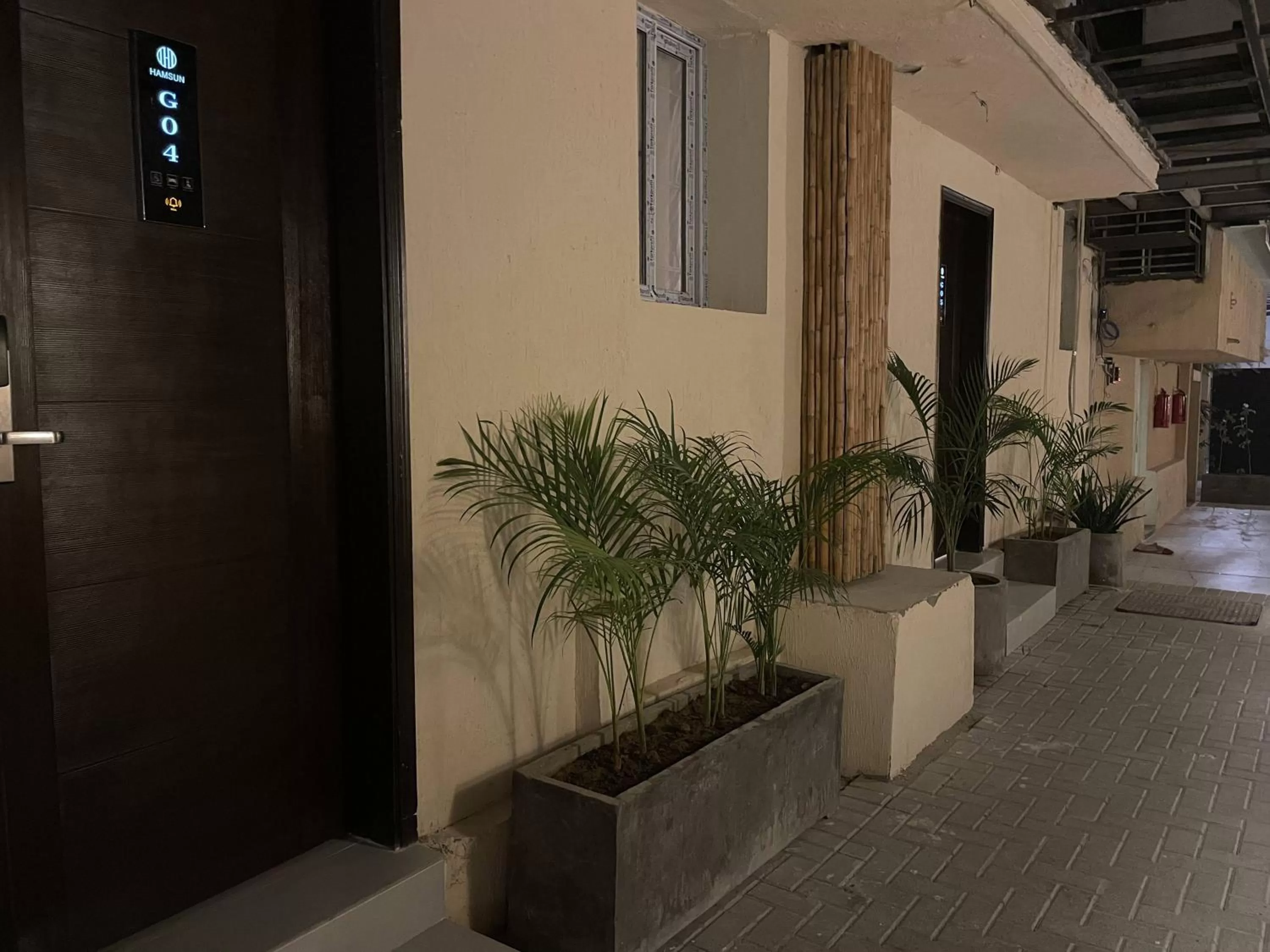 Facade/entrance in Hamsun Shahrah-e-Faisal