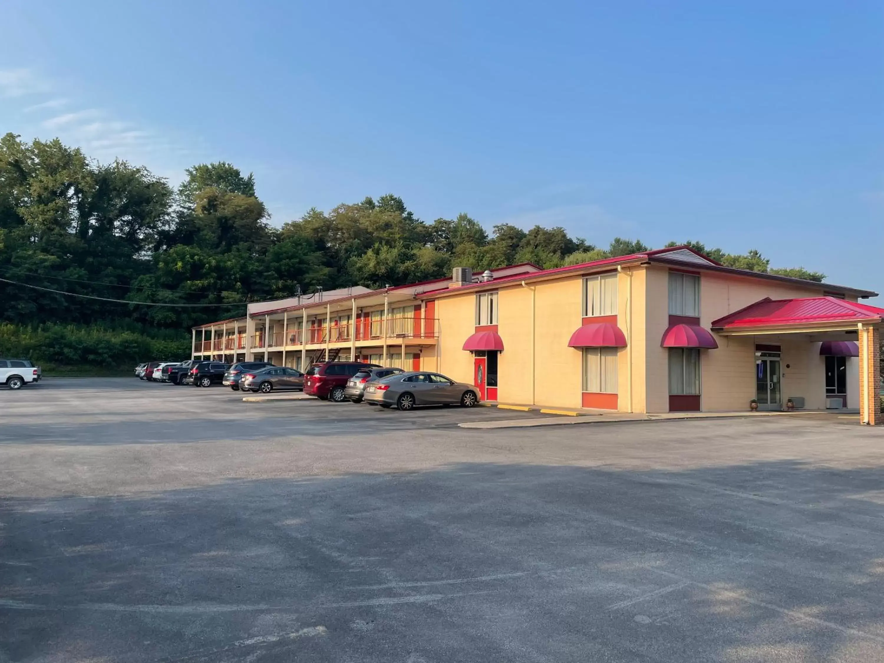 Property Building in Fincastle Motor Inn