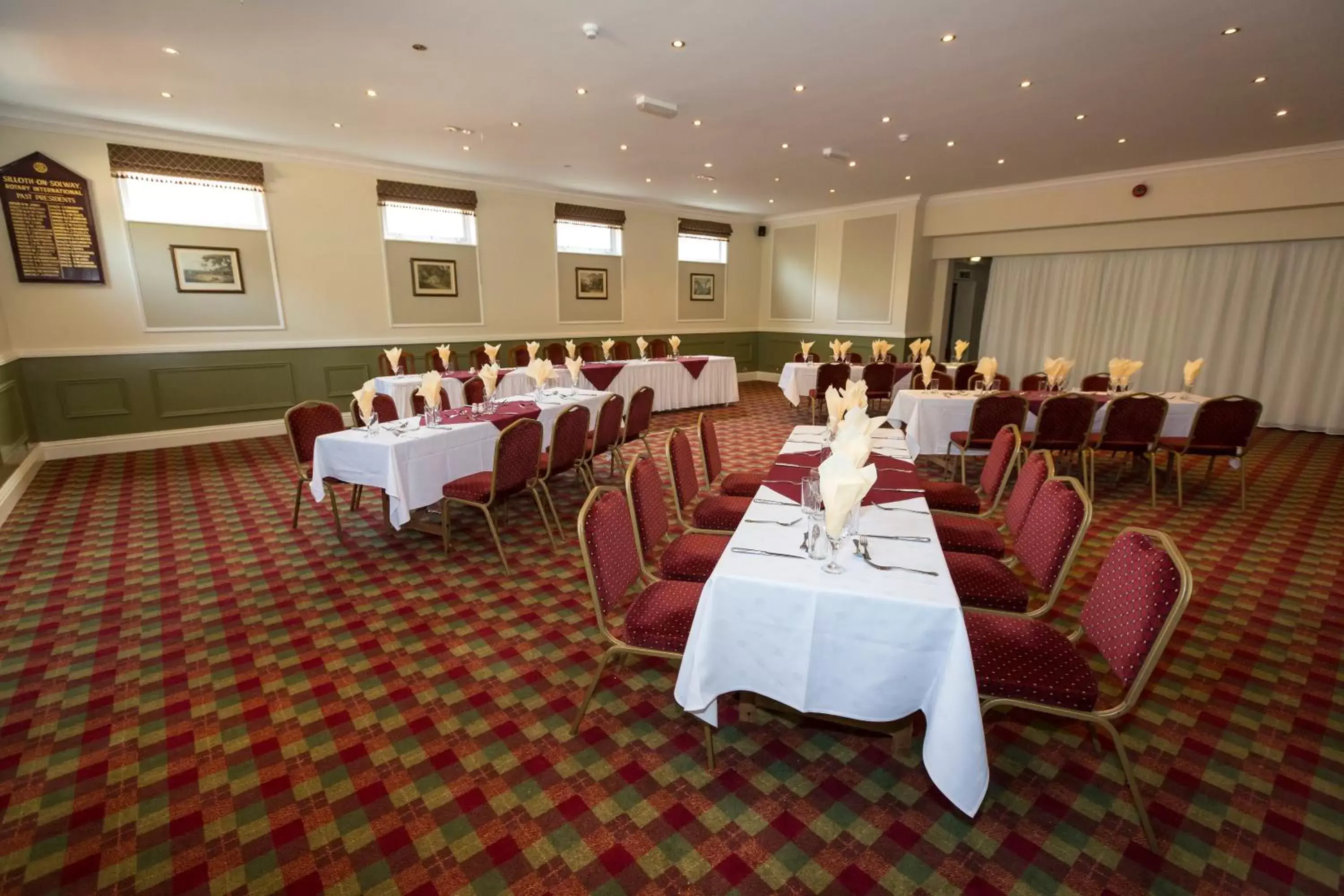 Banquet/Function facilities, Restaurant/Places to Eat in The Golf Hotel