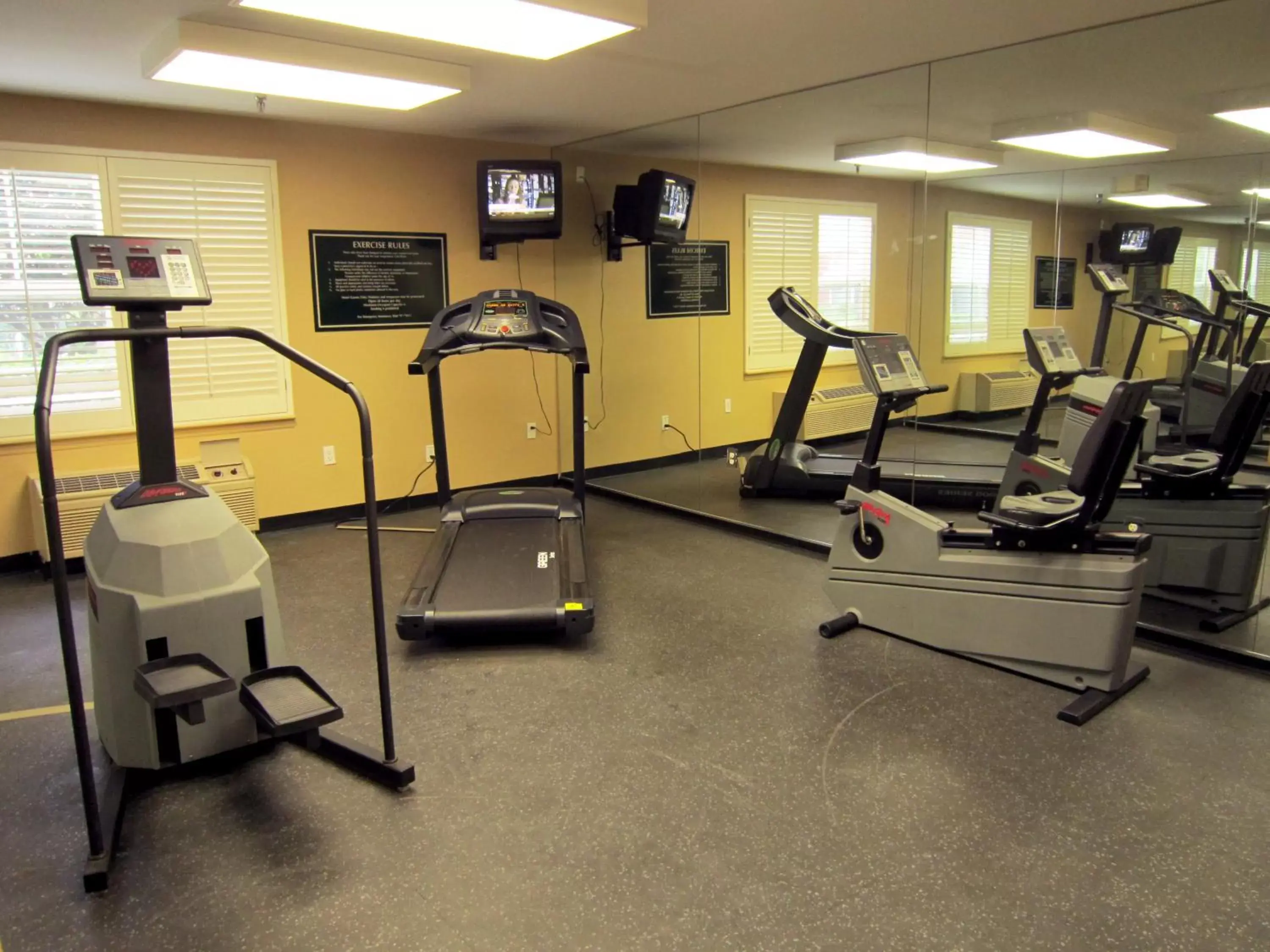 Fitness centre/facilities, Fitness Center/Facilities in Extended Stay America Suites - Tampa - Airport - N Westshore Blvd