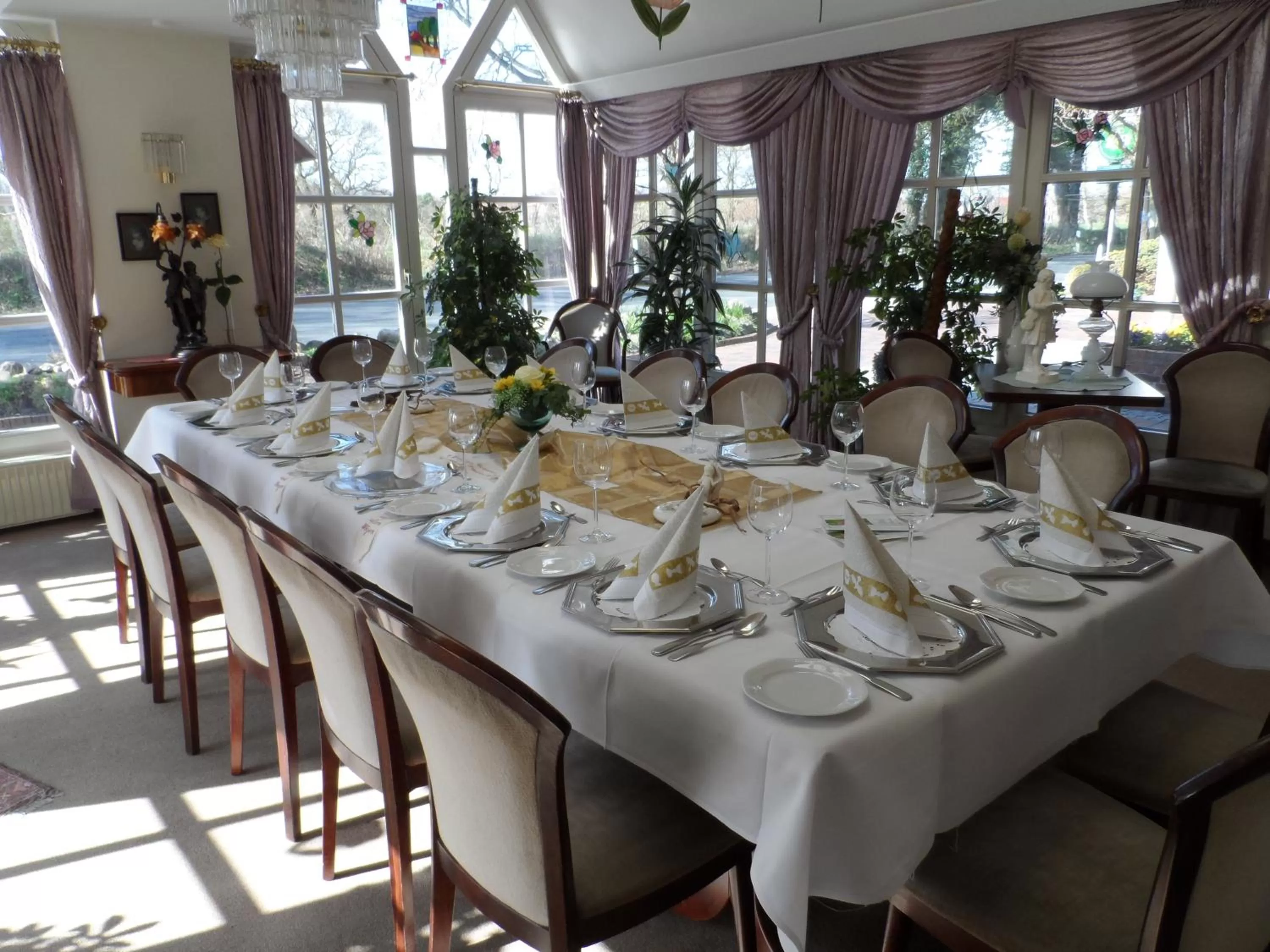 Restaurant/places to eat in Hotel Waldquelle