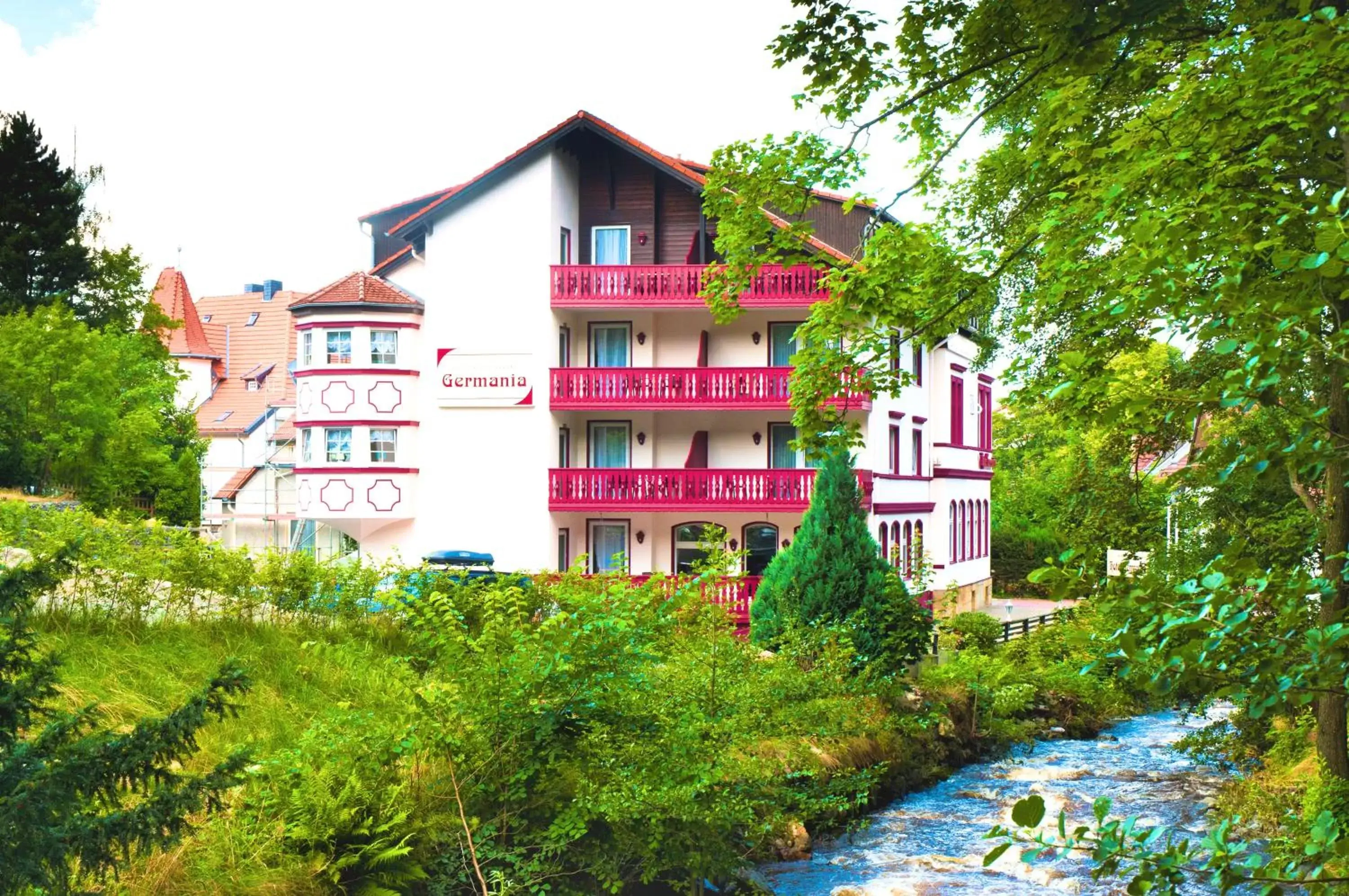 Property building in REGIOHOTEL Germania Bad Harzburg - #DirektAmKurpark #Wellnessbereich #Frühstücksbuffet #FreeParking Property building in REGIOHOTEL Germania Bad Harzburg - #DirektAmKurpark #Wellnessbereich #Frühstücksbuffet #FreeParking