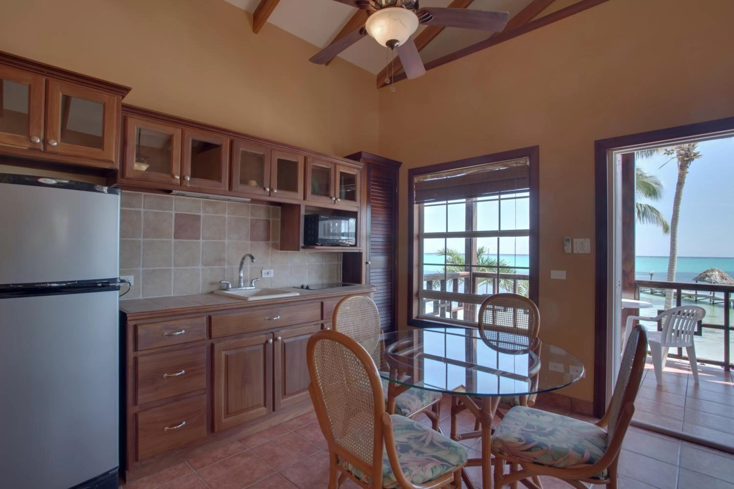 Kitchen or kitchenette in X'tan Ha- The Waterfront