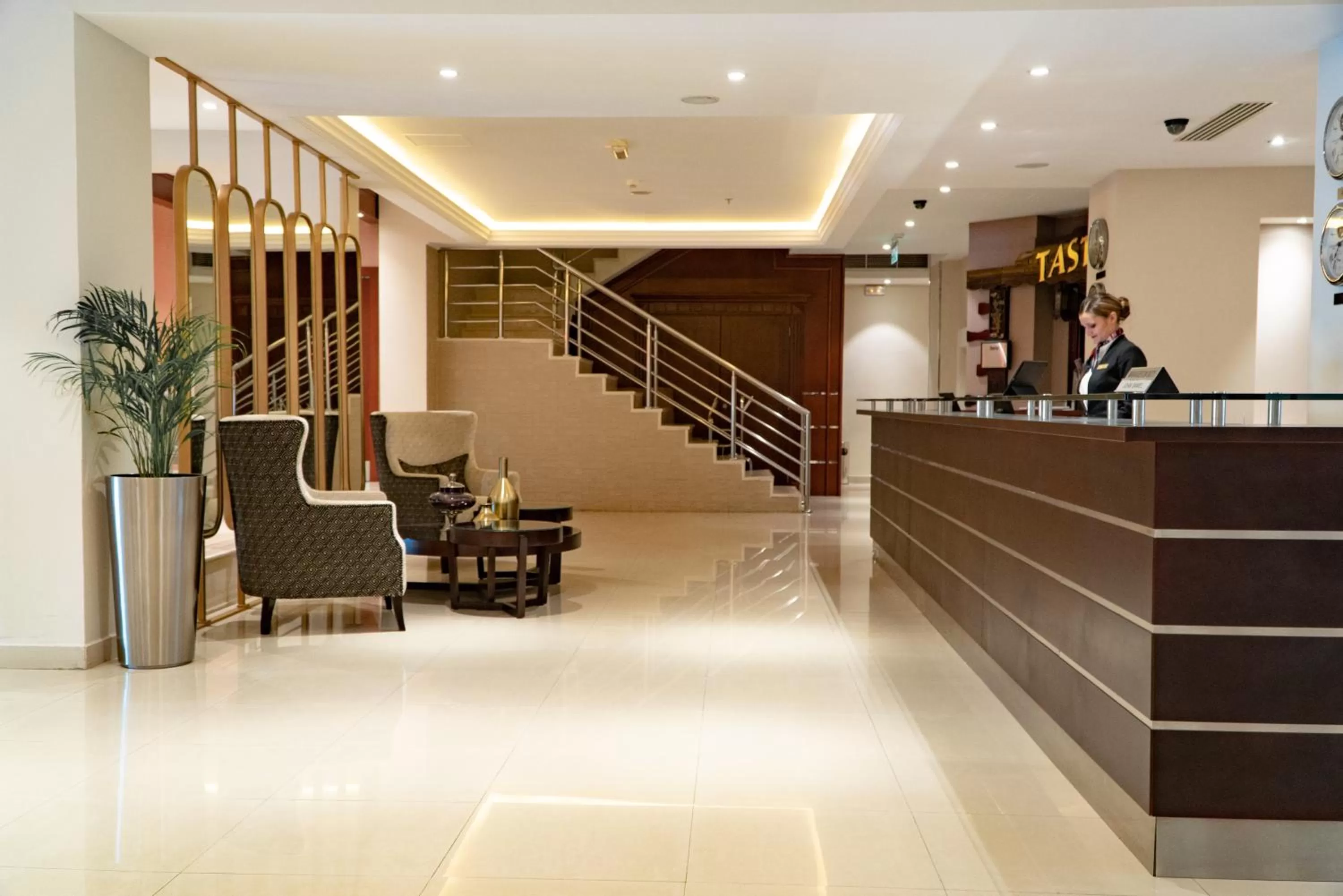 Staff in Al Ain Palace Hotel Abu Dhabi