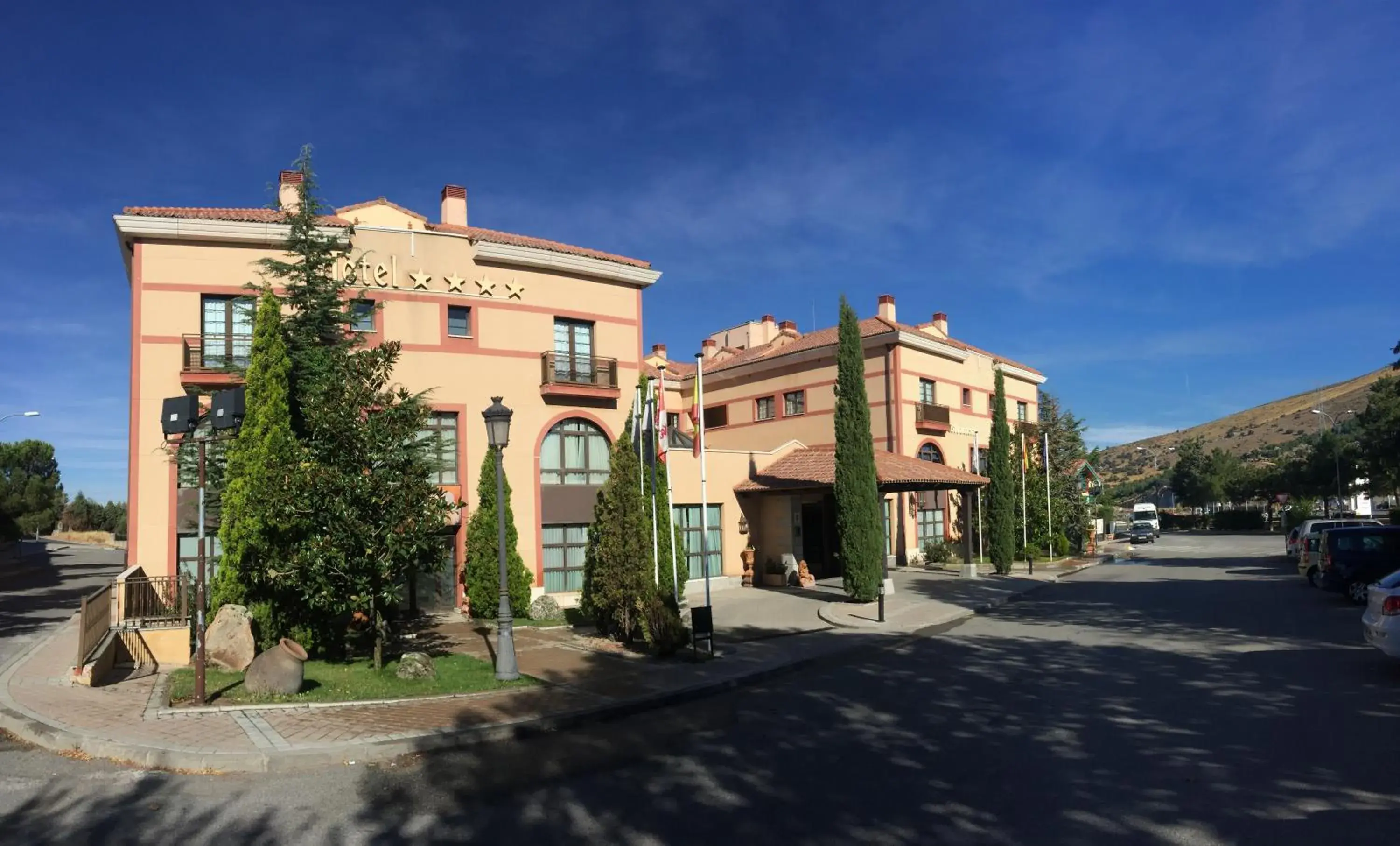 Facade/entrance, Property Building in Segovia Sierra de Guadarrama