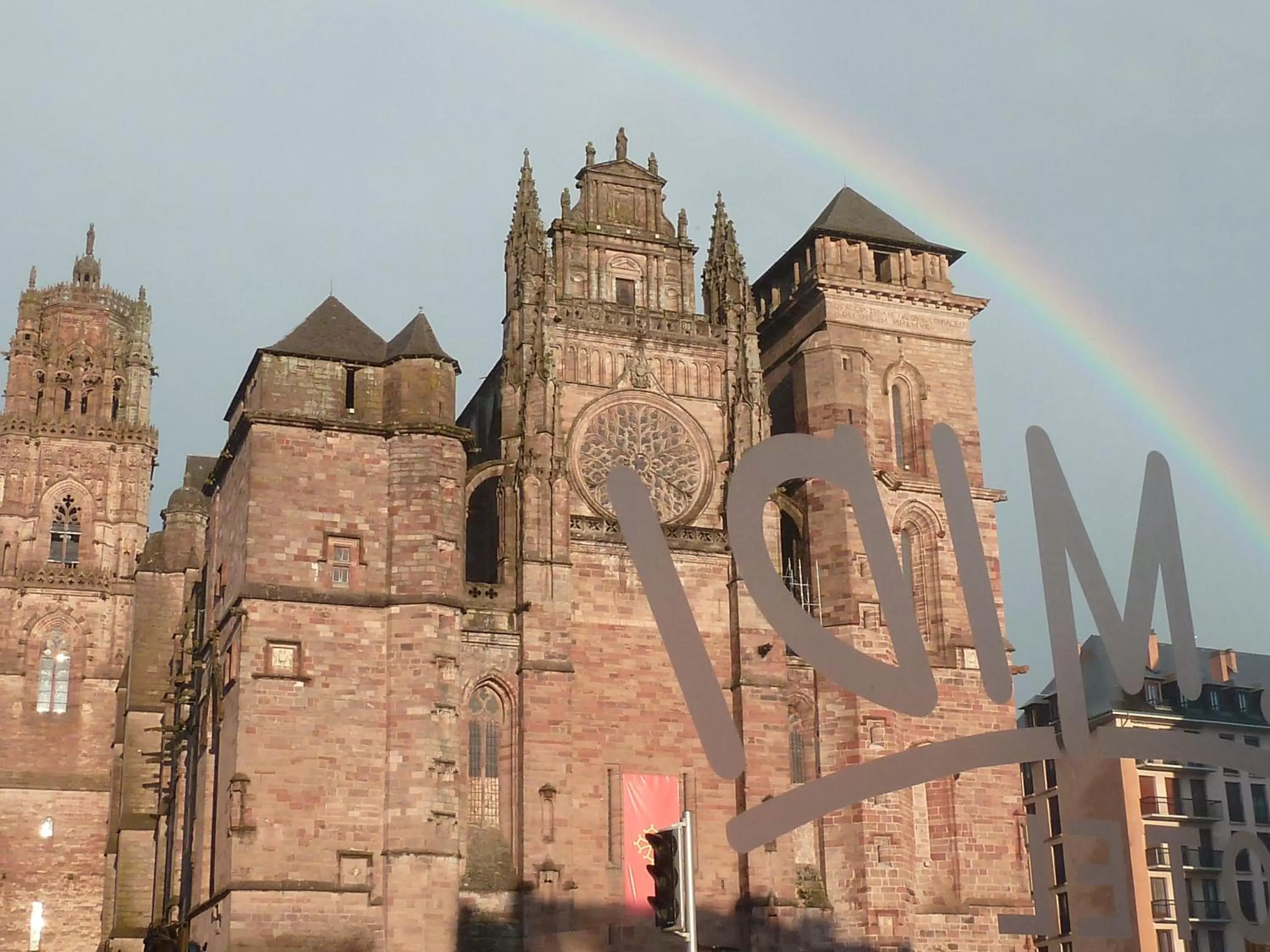Decorative detail in Logis Hôtel Restaurant du Midi - Rodez Centre