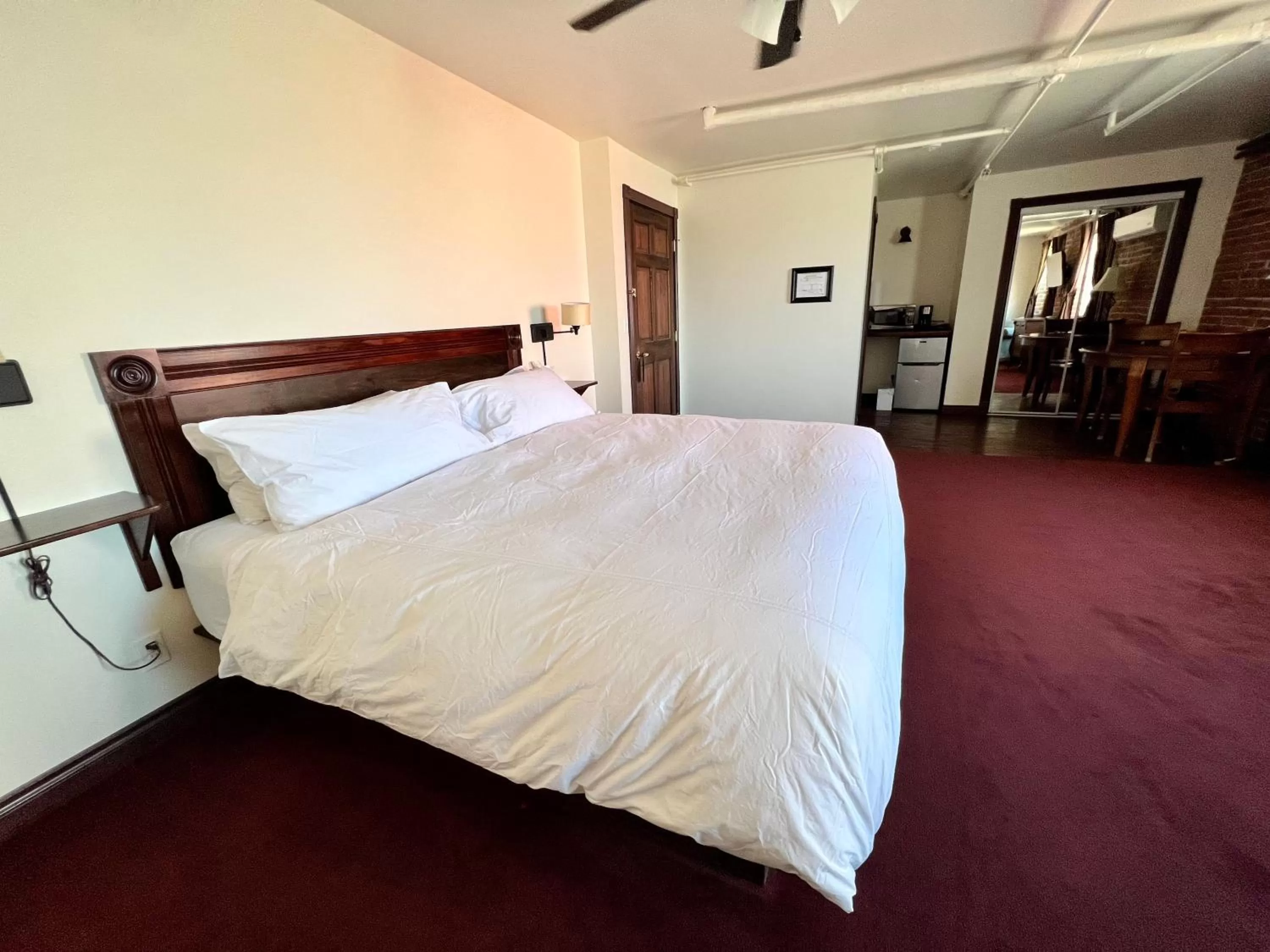 Bed in The Monarch Hotel