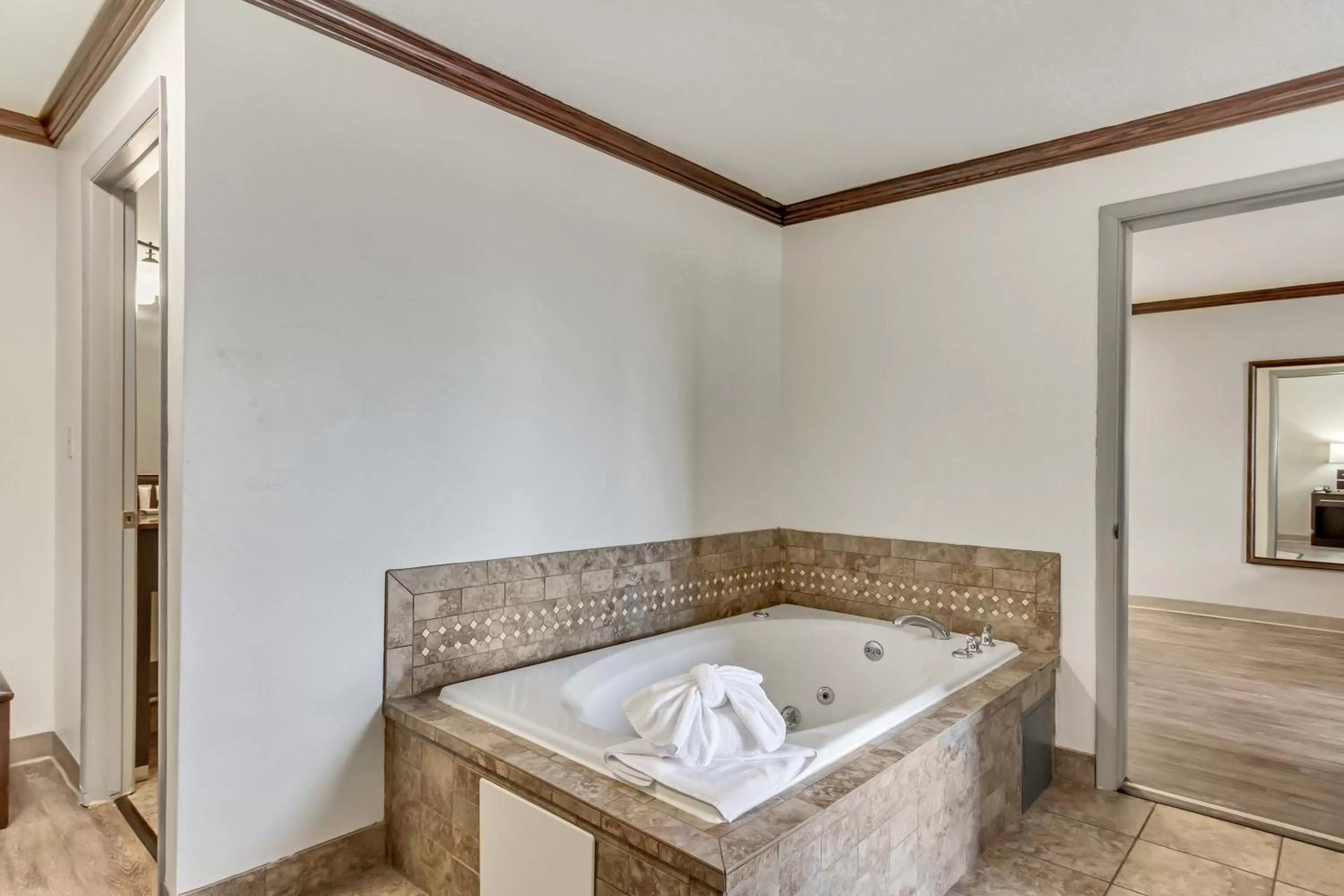 Hot Tub in Park Inn by Radisson, Salt Lake City-Midvale