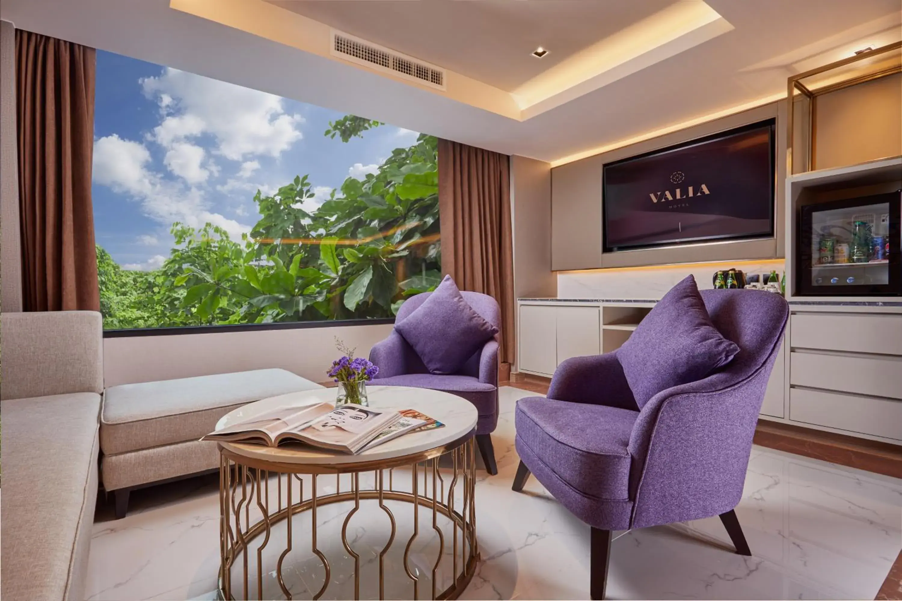 TV and multimedia, Seating Area in Valia Hotel Bangkok
