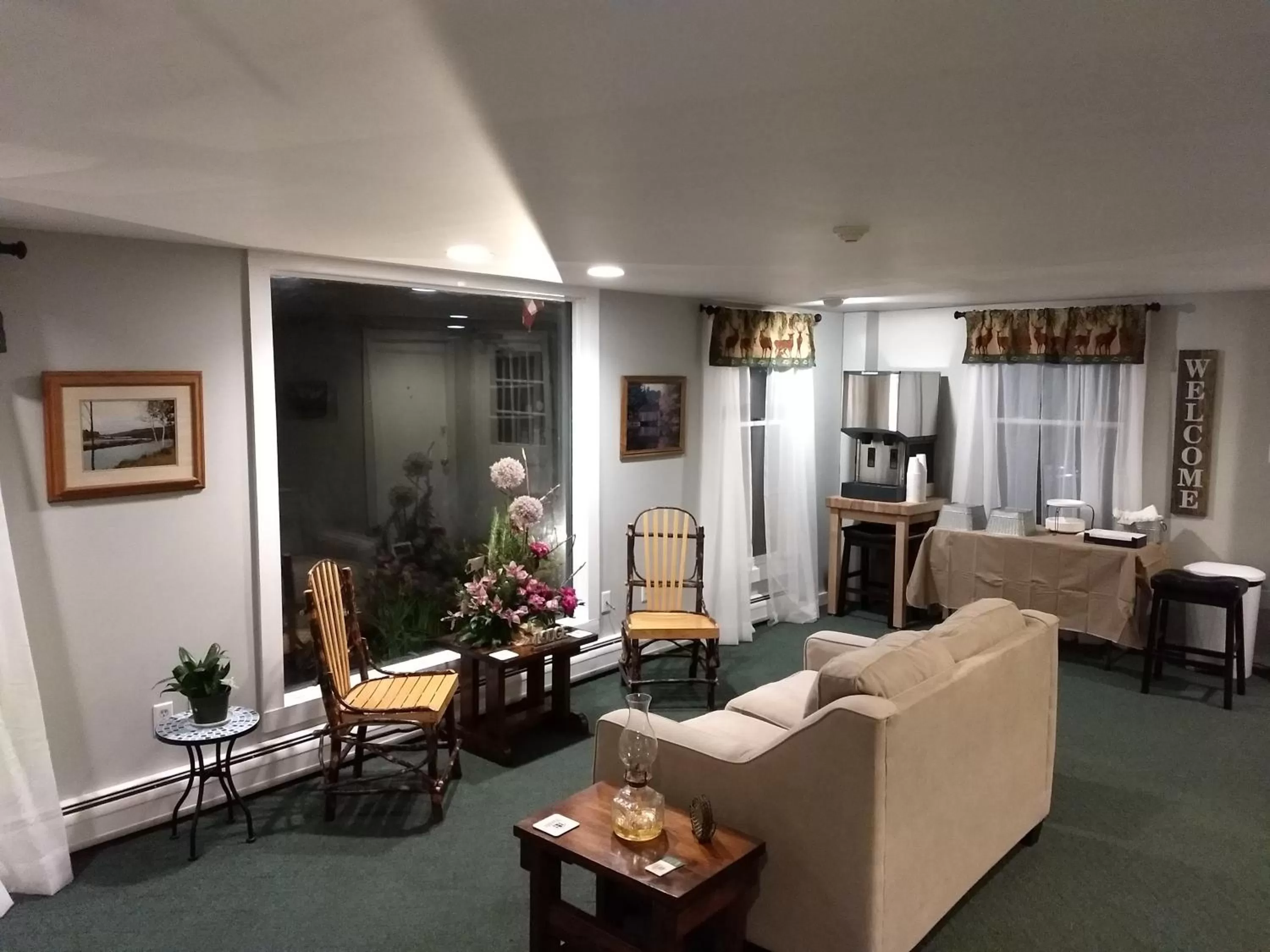 Lobby or reception in The Lodge at West River