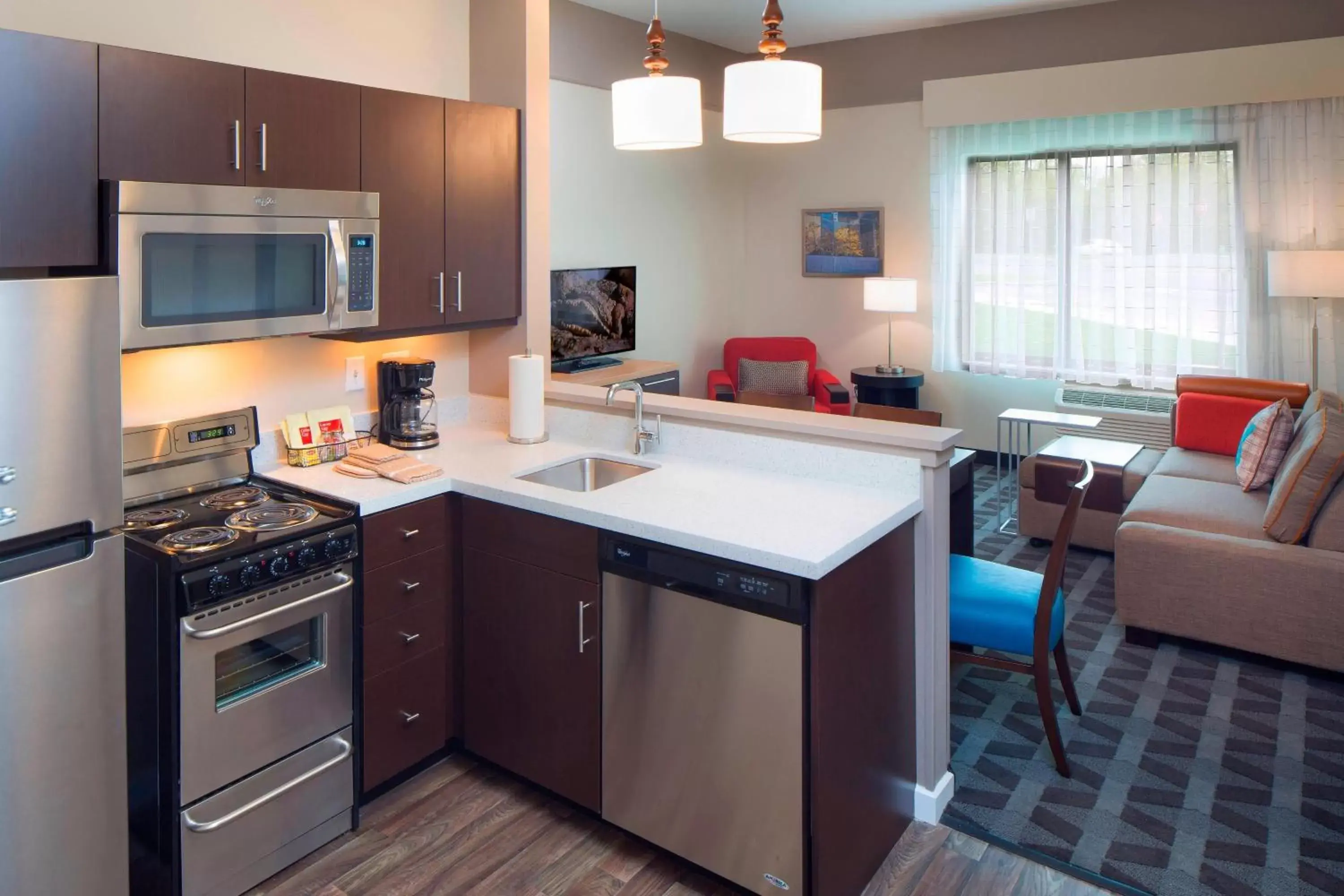 Kitchen or kitchenette, Kitchen/Kitchenette in TownePlace Suites by Marriott Swedesboro Logan Township