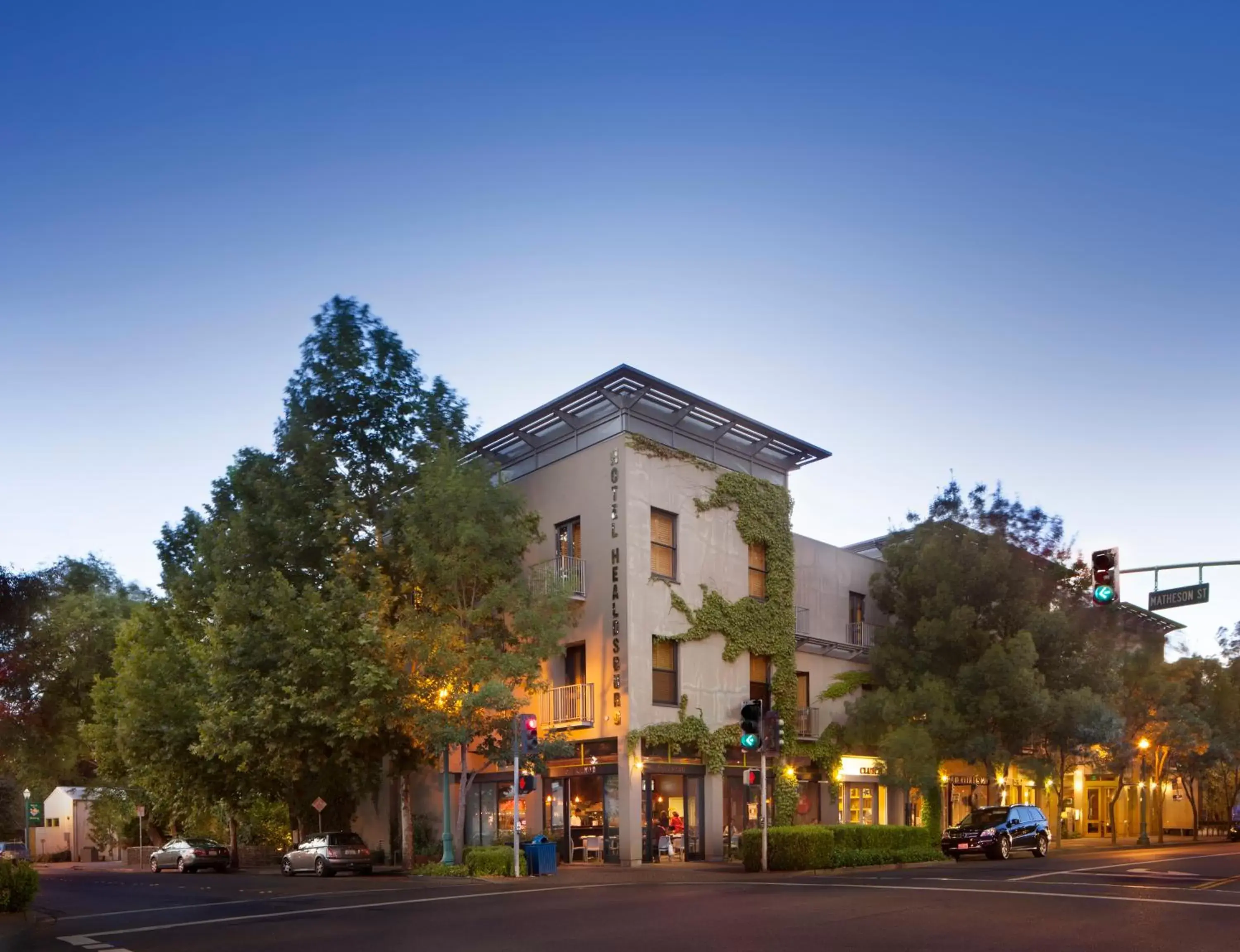 Facade/entrance, Property Building in Hotel Healdsburg