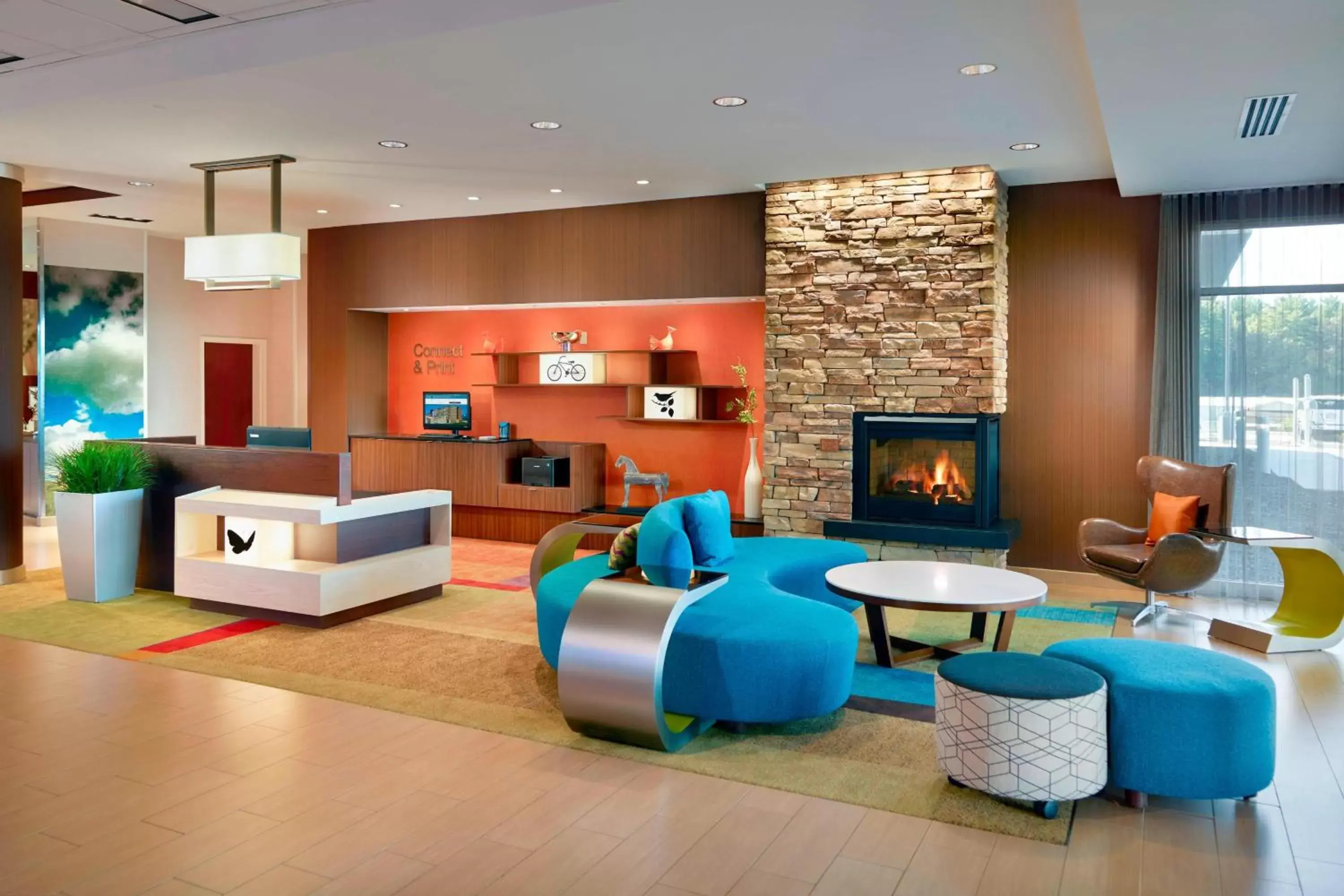 Lobby or reception, Lounge/Bar in Fairfield Inn & Suites by Marriott Hendersonville Flat Rock