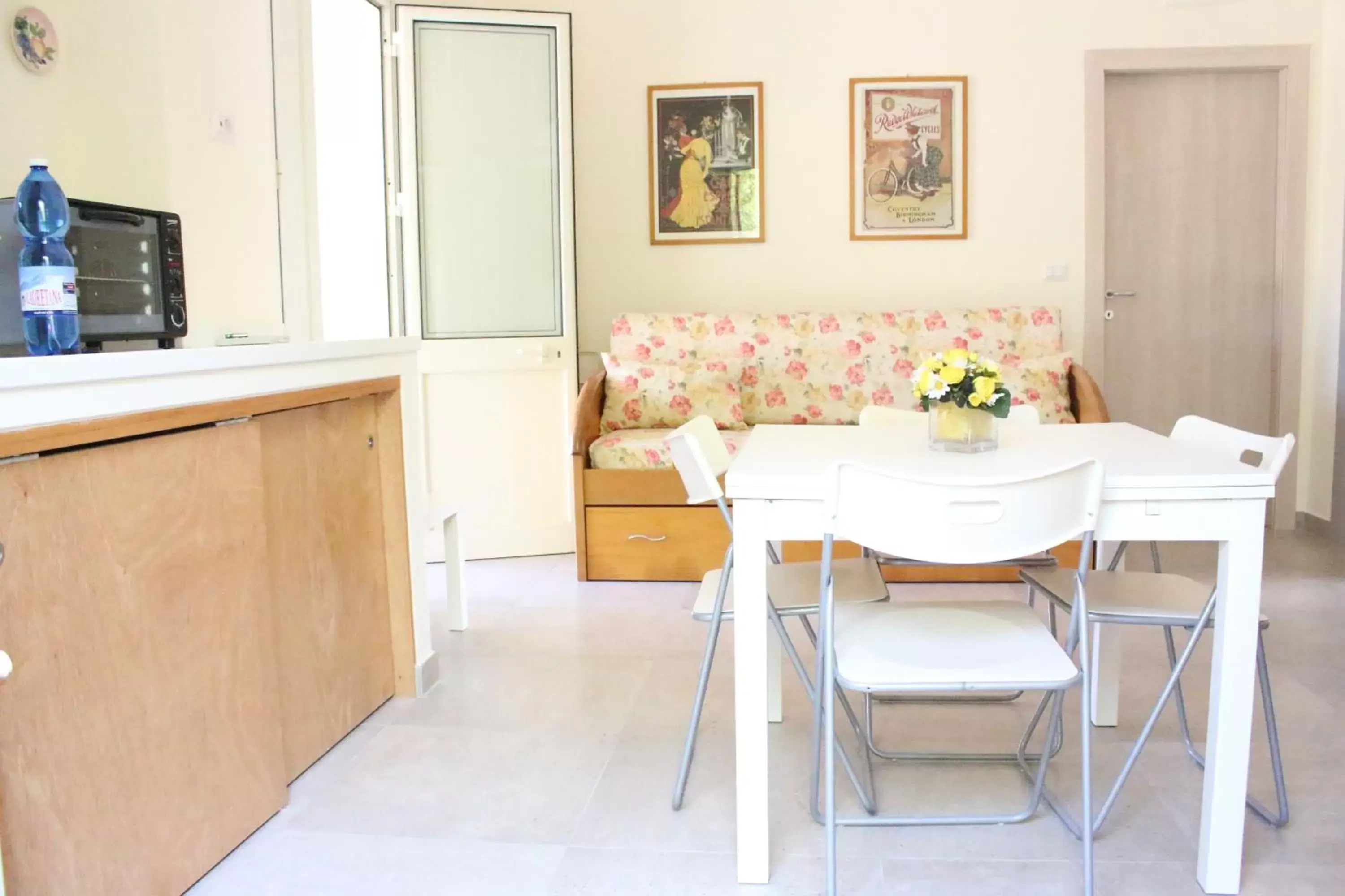 Living room, Dining Area in Parco Degli Aranci