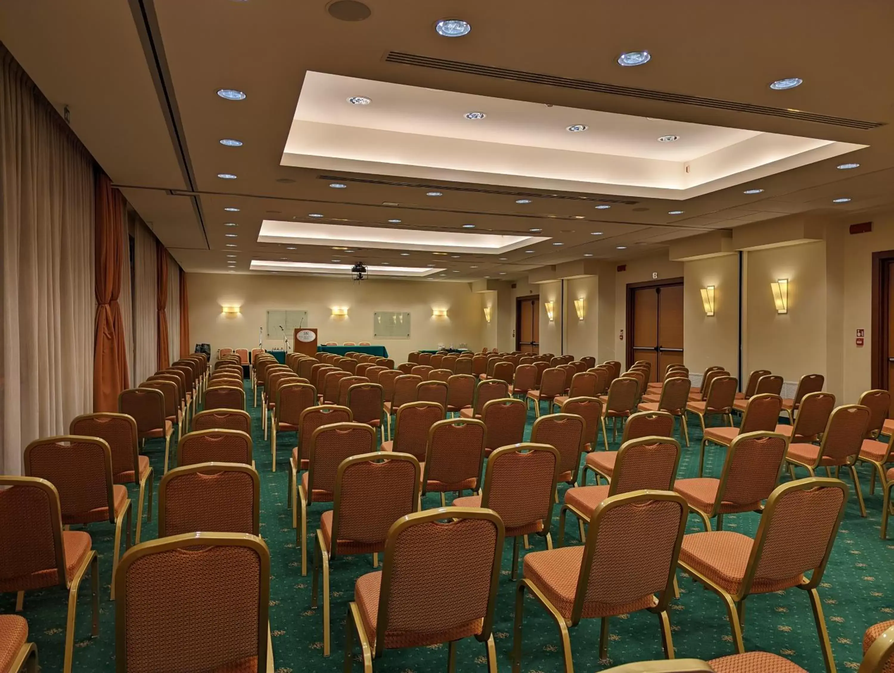 Meeting/conference room in NilHotel Florence