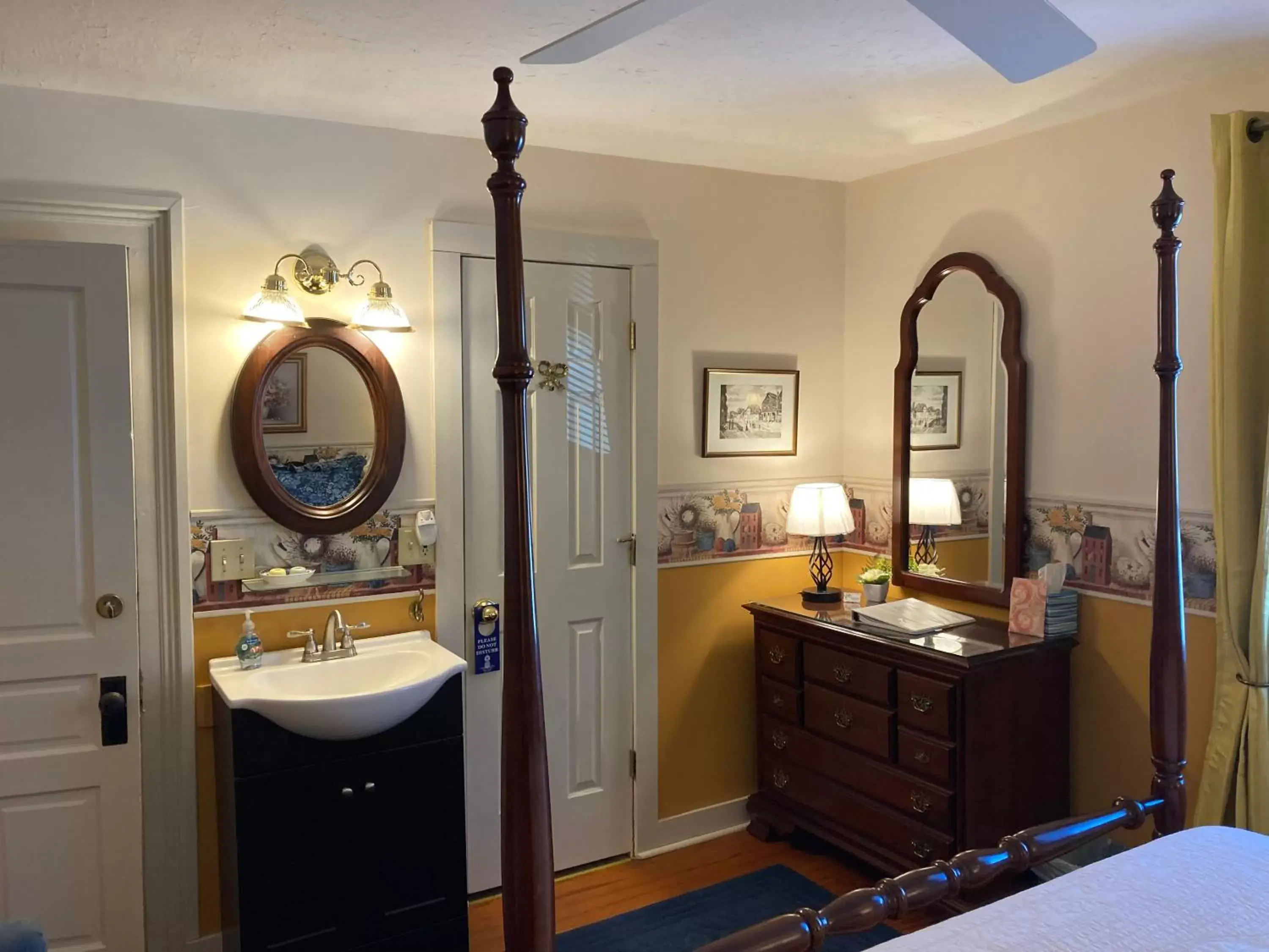 Bathroom in Terrell House B&B