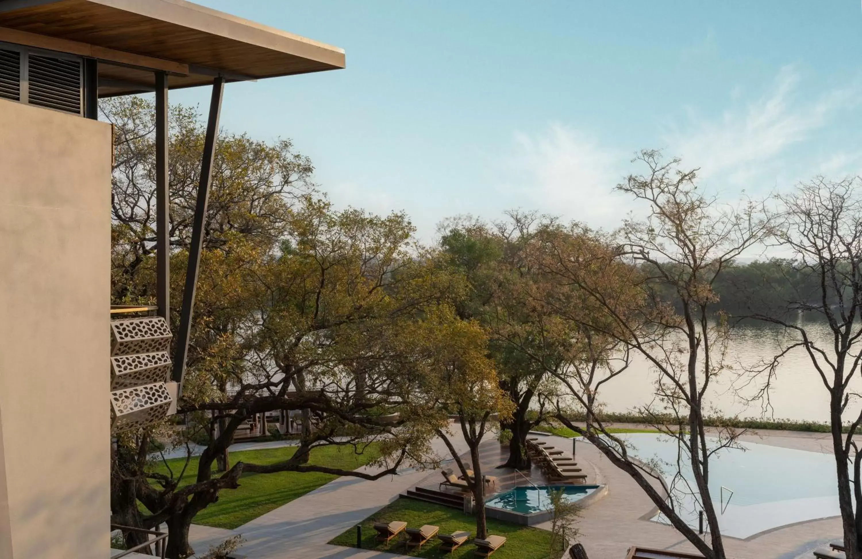 Pool view in Radisson Blu Mosi-oa-Tunya Livingstone Resort