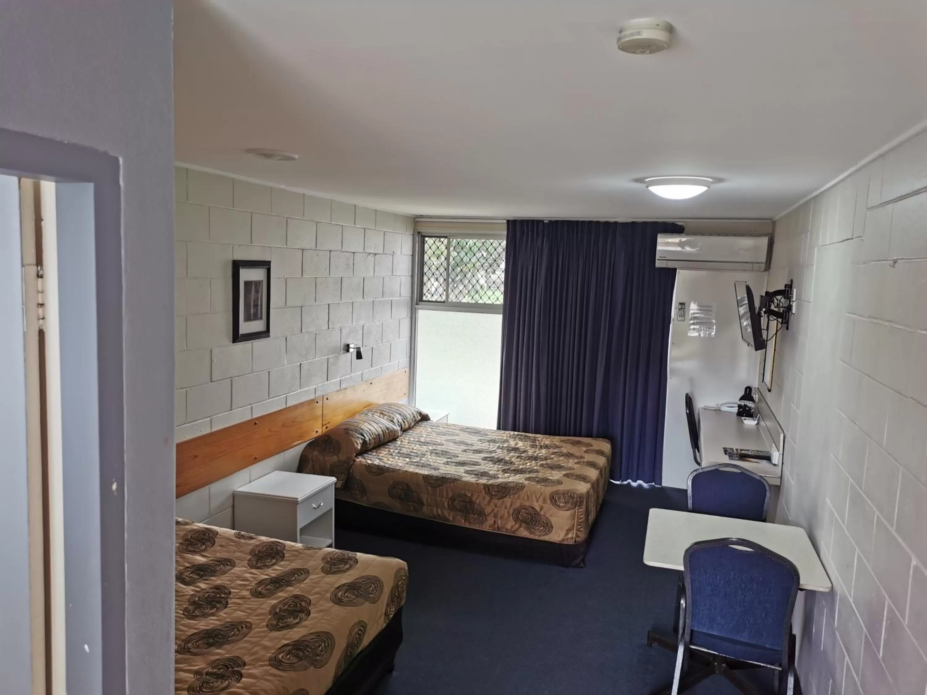 Bed in Central Motel Ipswich