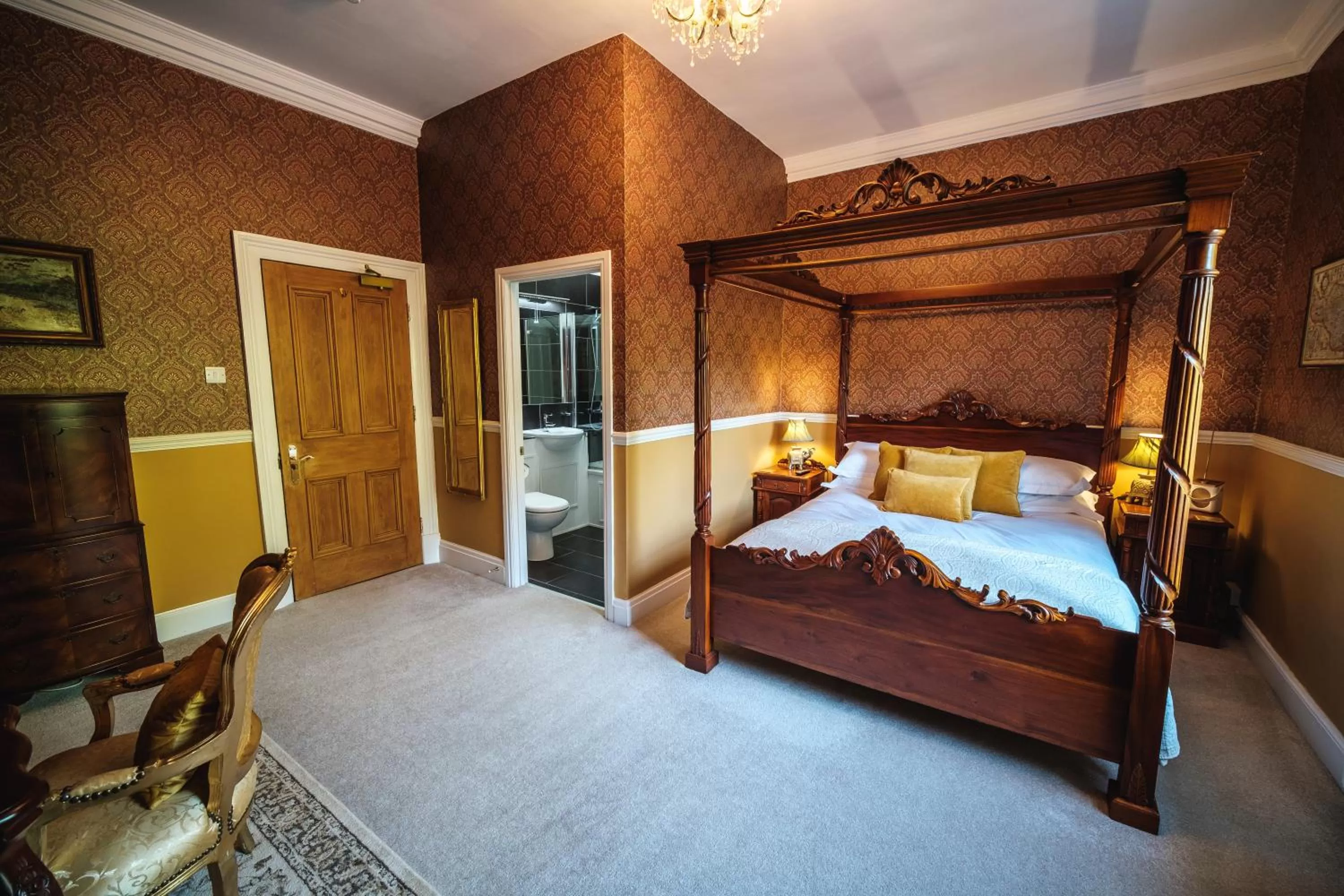 Bed in West Layton Manor