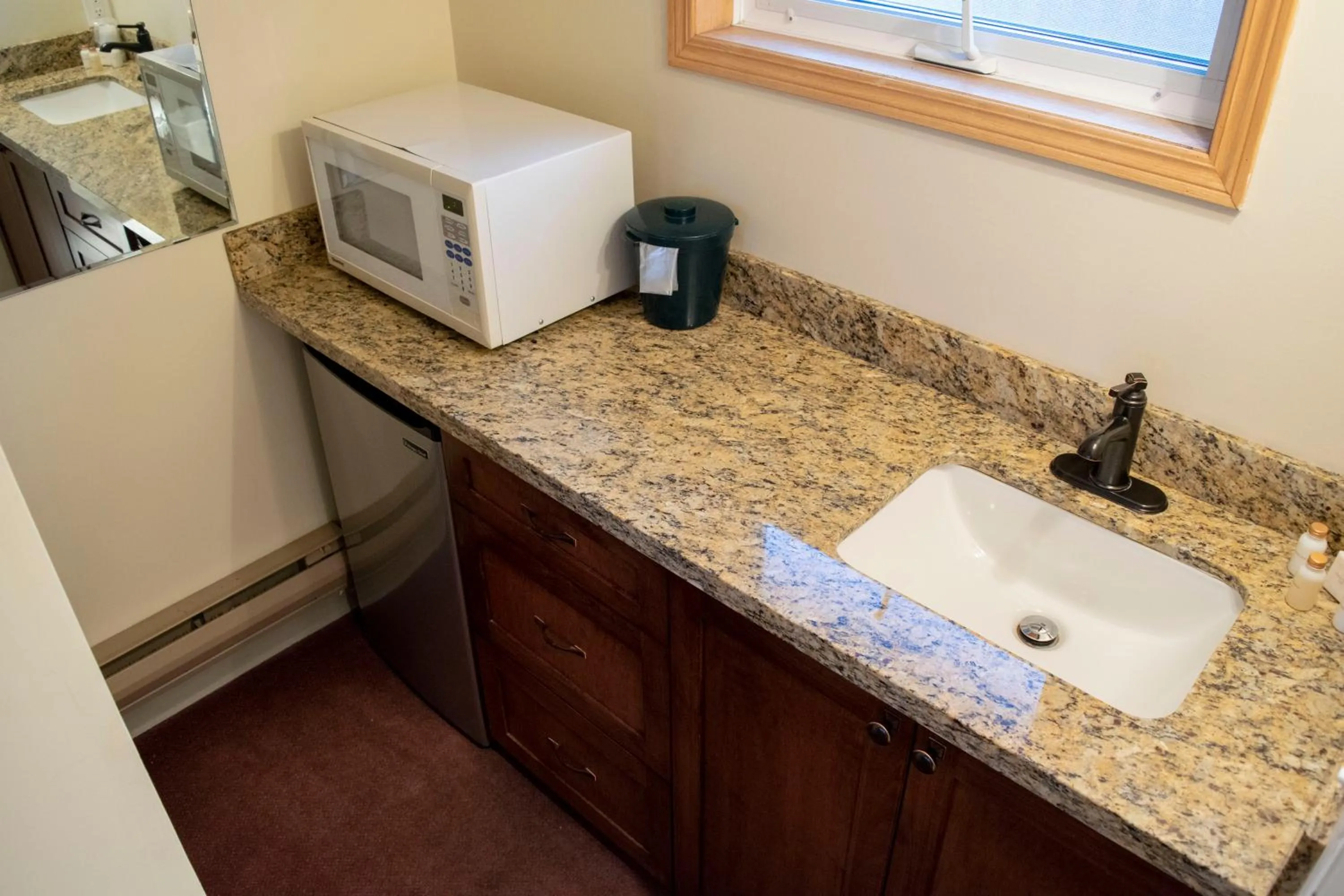 Kitchen or kitchenette in Aspen Village