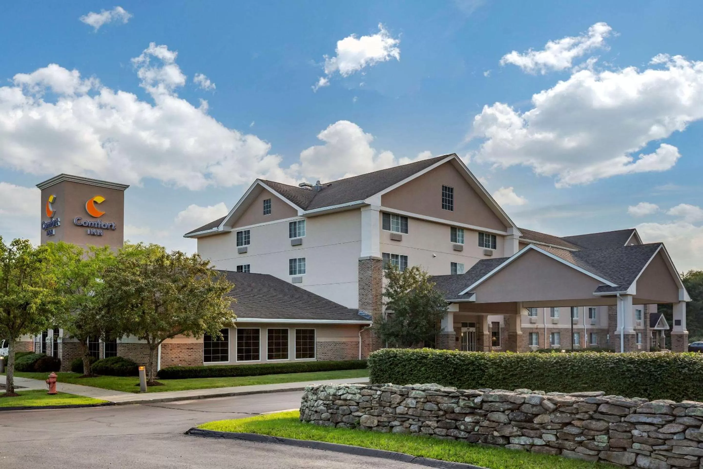 Property building in Comfort Inn Griswold