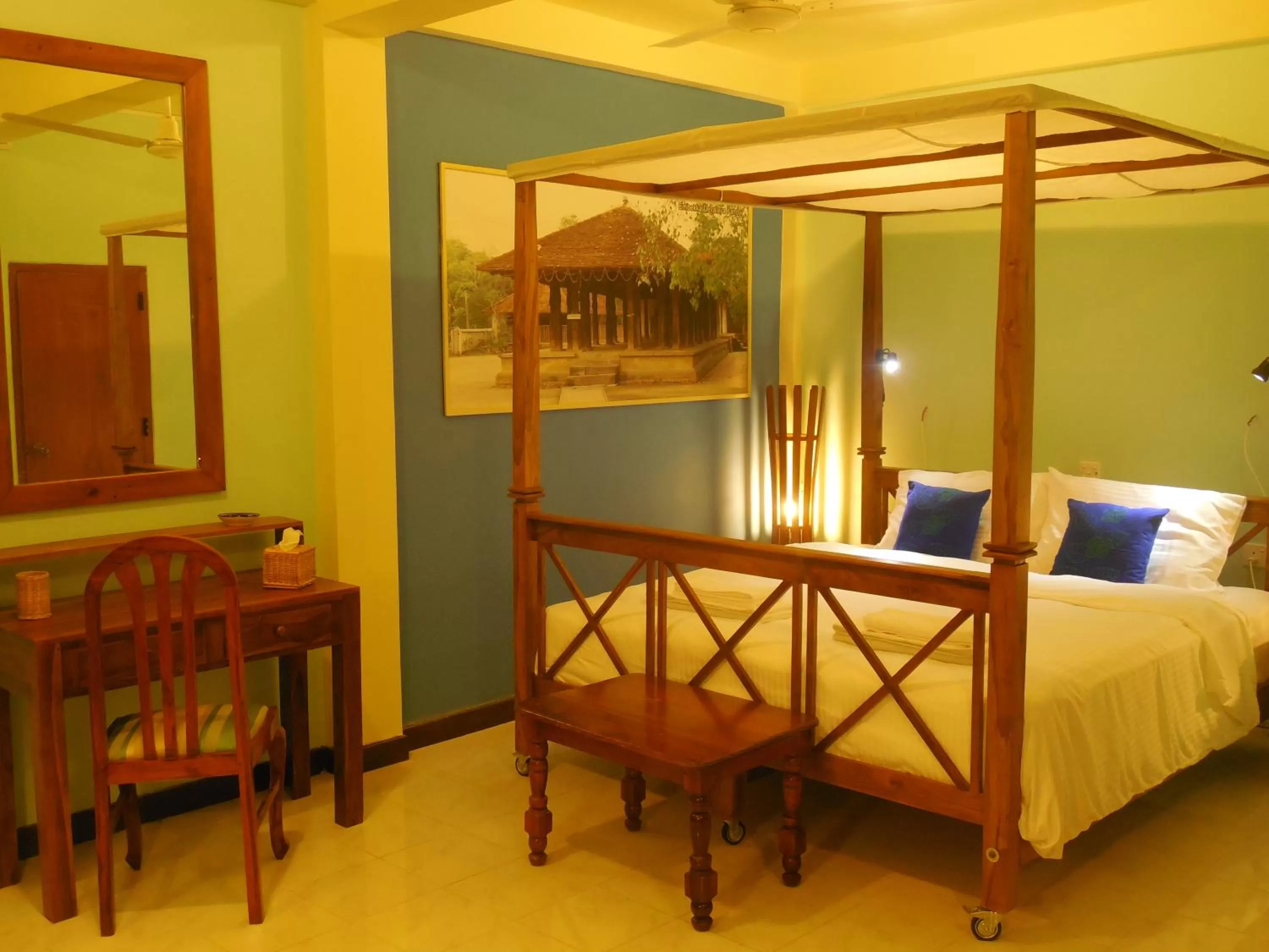 Property building, Bed in Le leopard d 'argent