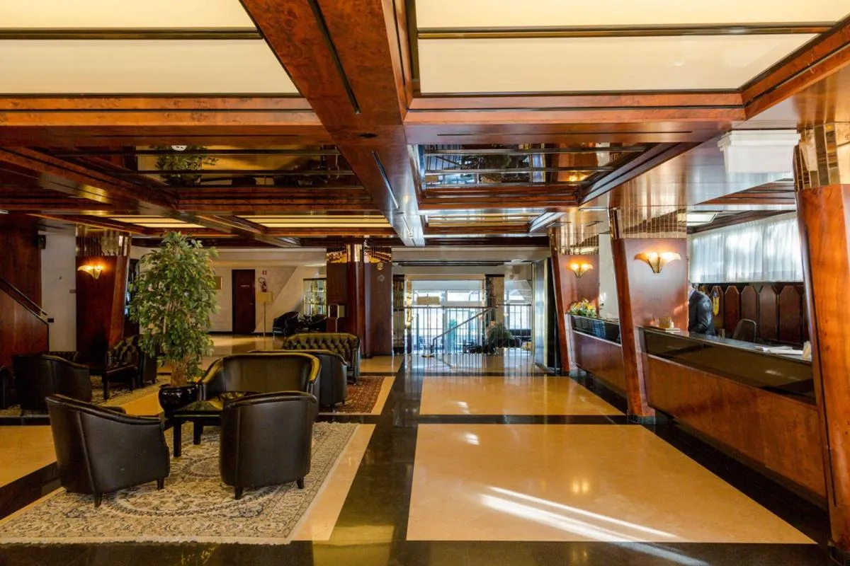 Living room in Grande Albergo Potenza