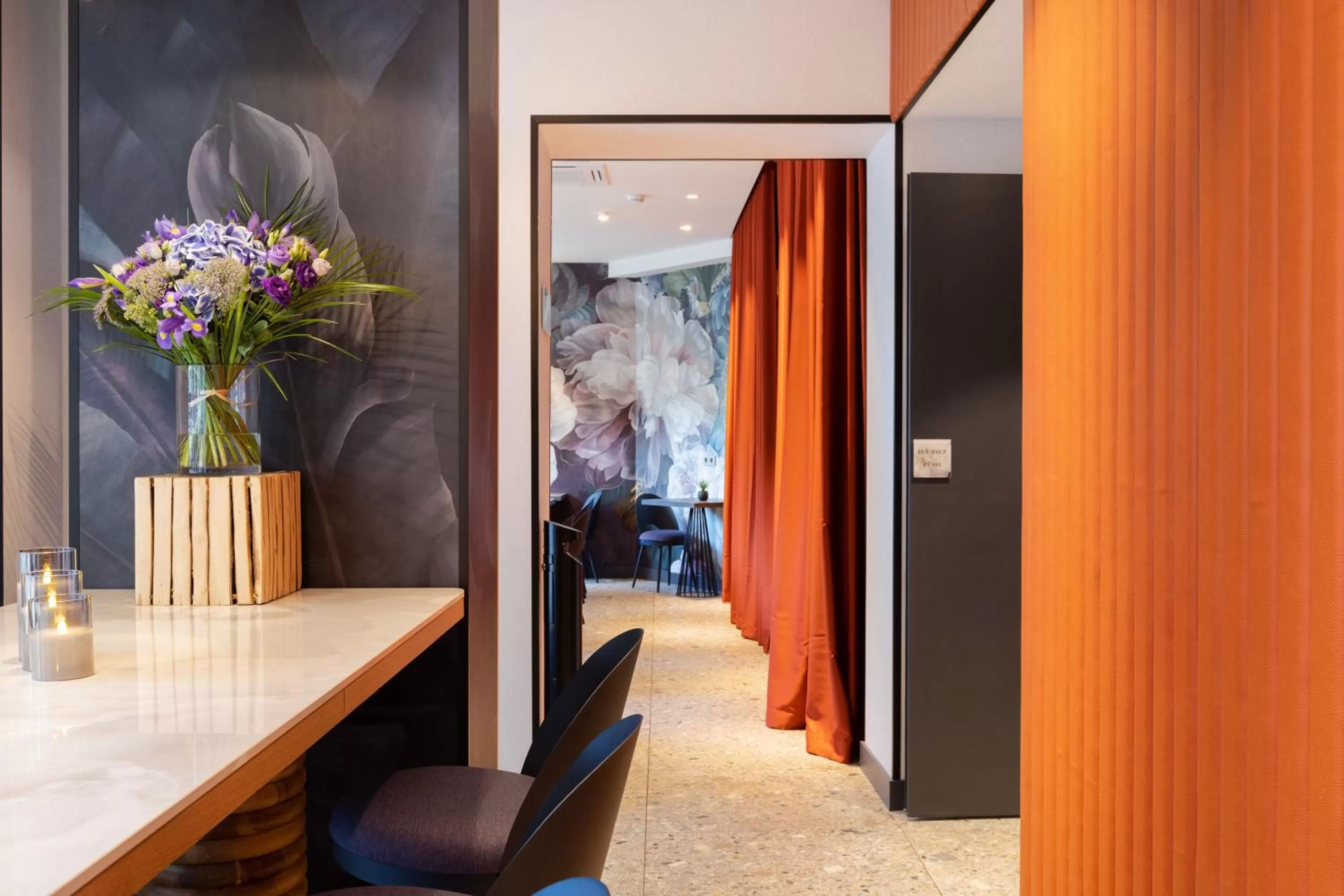 Living room in Hôtel Prince Albert Gare de Lyon