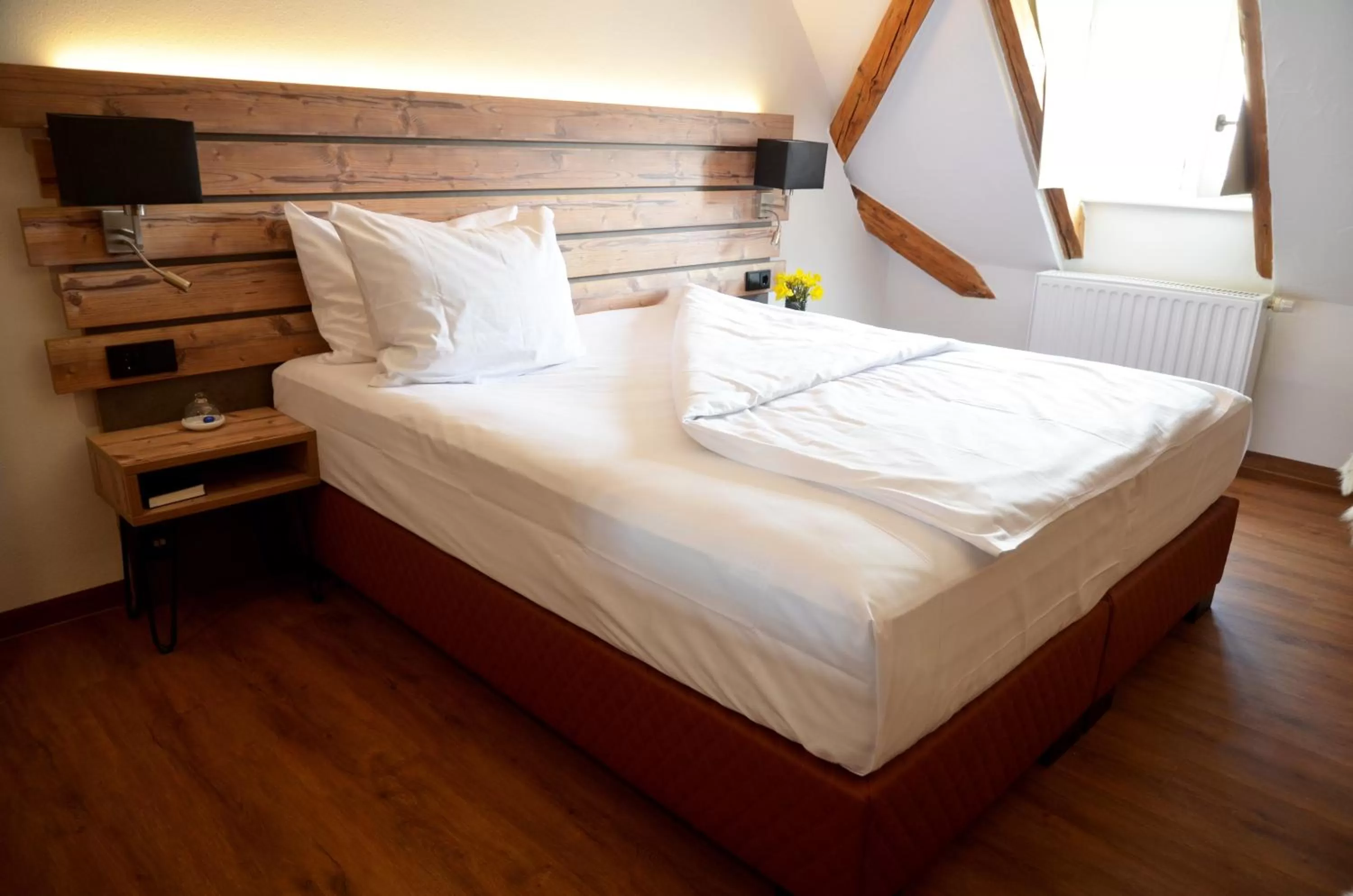 Photo of the whole room, Bed in Am Zehntstadl Hotel & Sauna