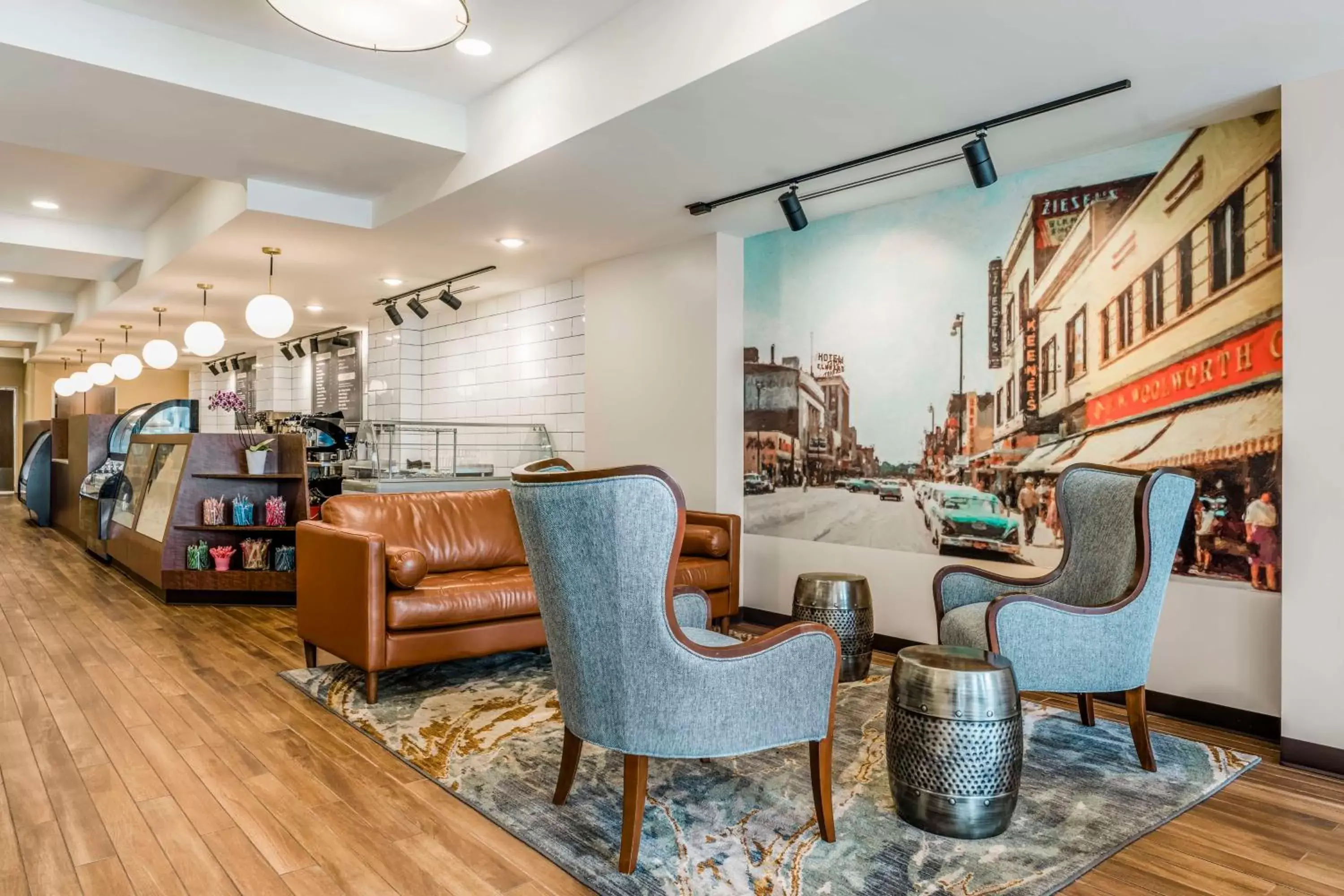 Lobby/Reception in Hotel Elkhart, Tapestry Collection By Hilton