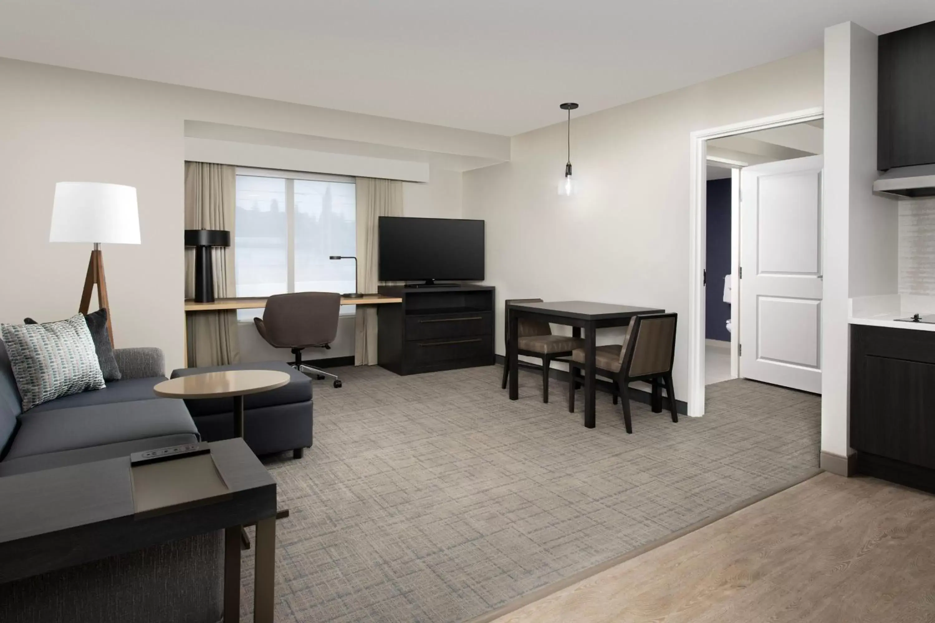 Bedroom, Seating Area in Residence Inn by Marriott Providence Lincoln