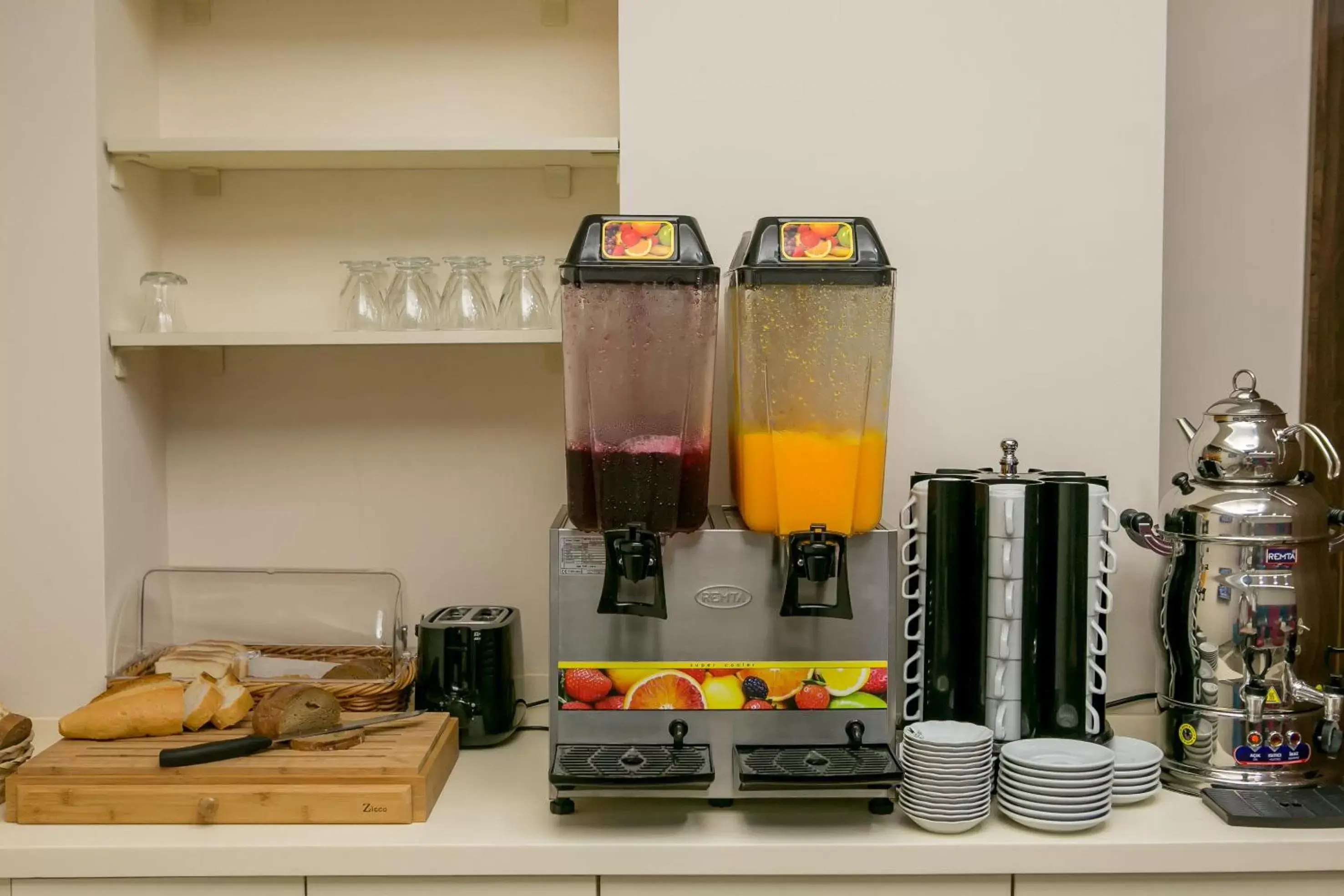 Restaurant/places to eat in Beyzas Hotels & Suites Restaurant/places to eat in Beyzas Hotels & Suites