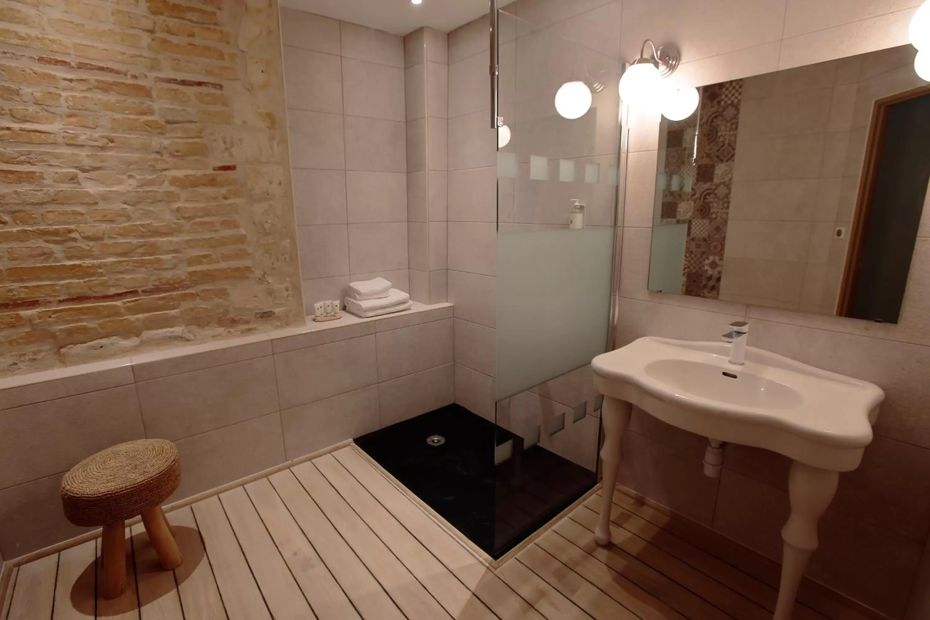 Bathroom in Hotel Saint Georges
