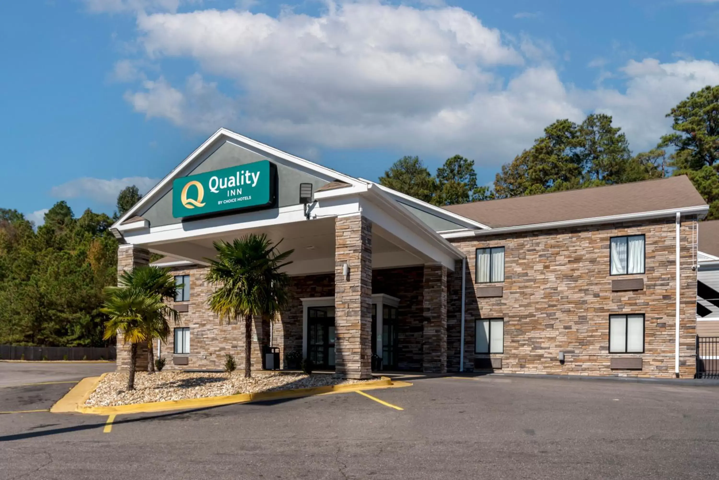 Property Building in Quality Inn Phenix City Columbus