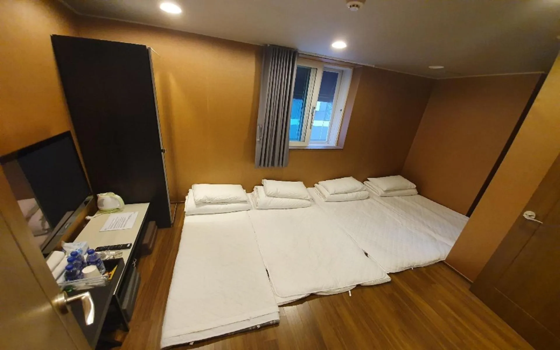 Decorative detail, Bed in Soosong Guesthouse