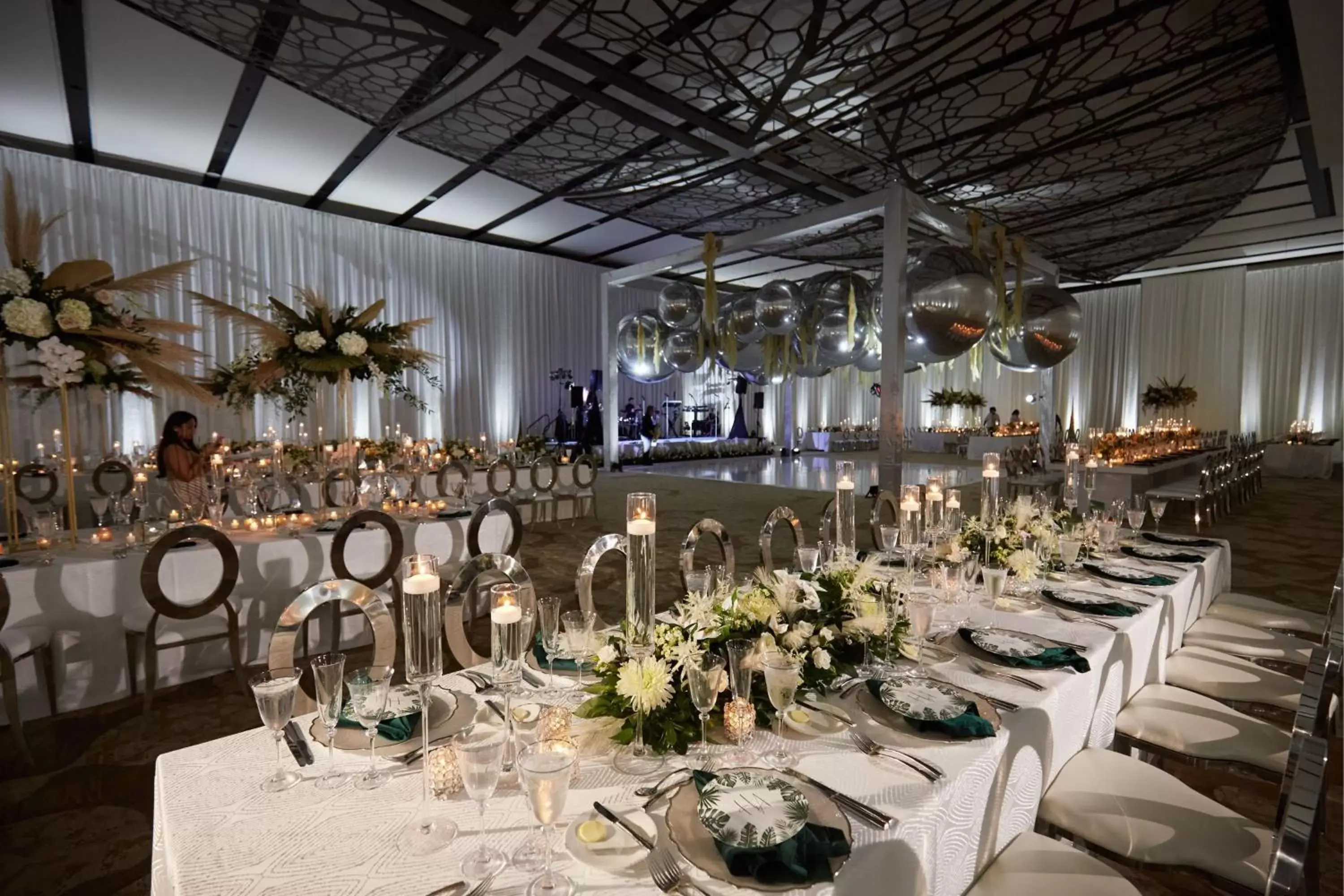 Banquet/Function facilities, Restaurant/Places to Eat in JW Marriott Marco Island Beach Resort