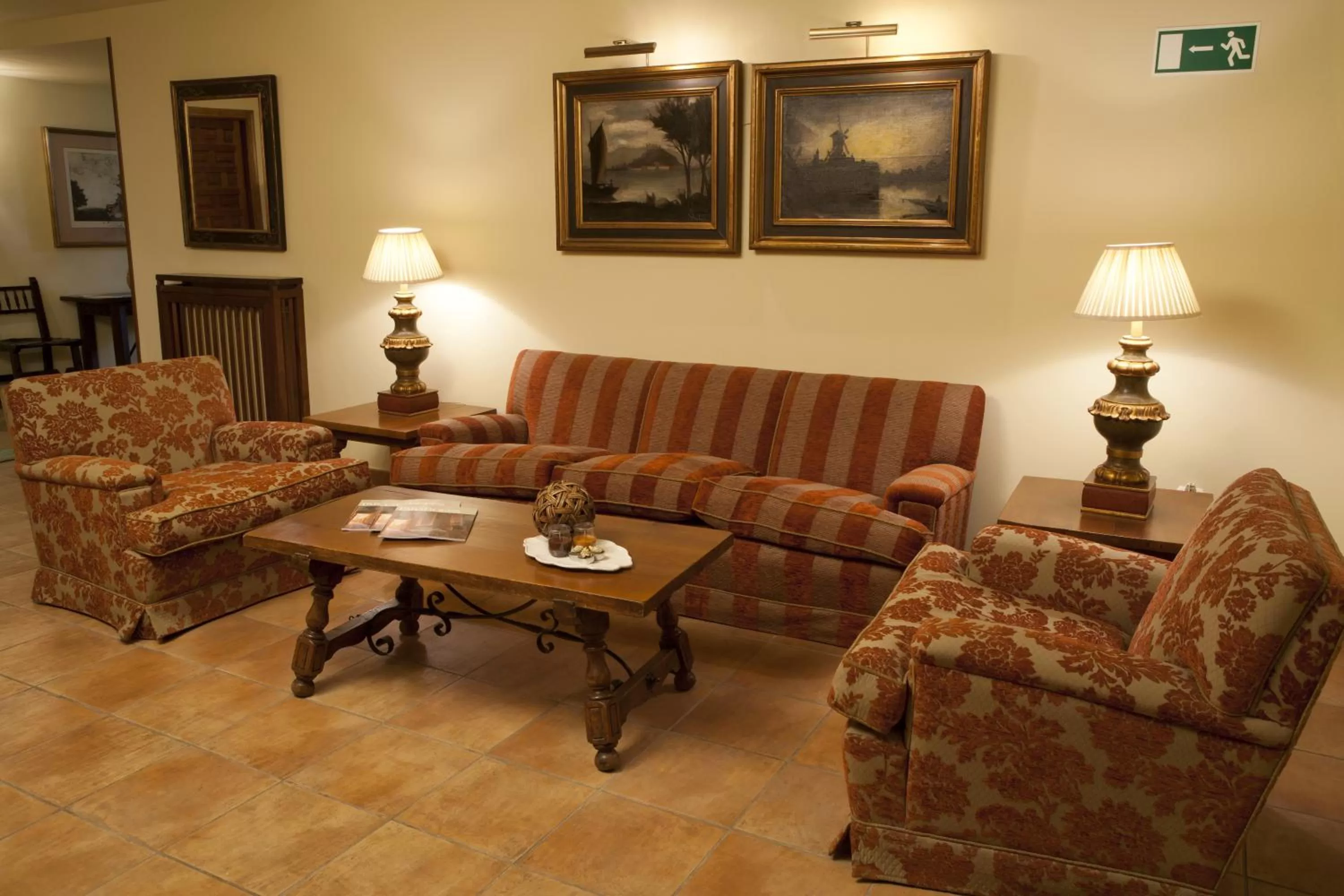 Lobby or reception in Parador de Benavente