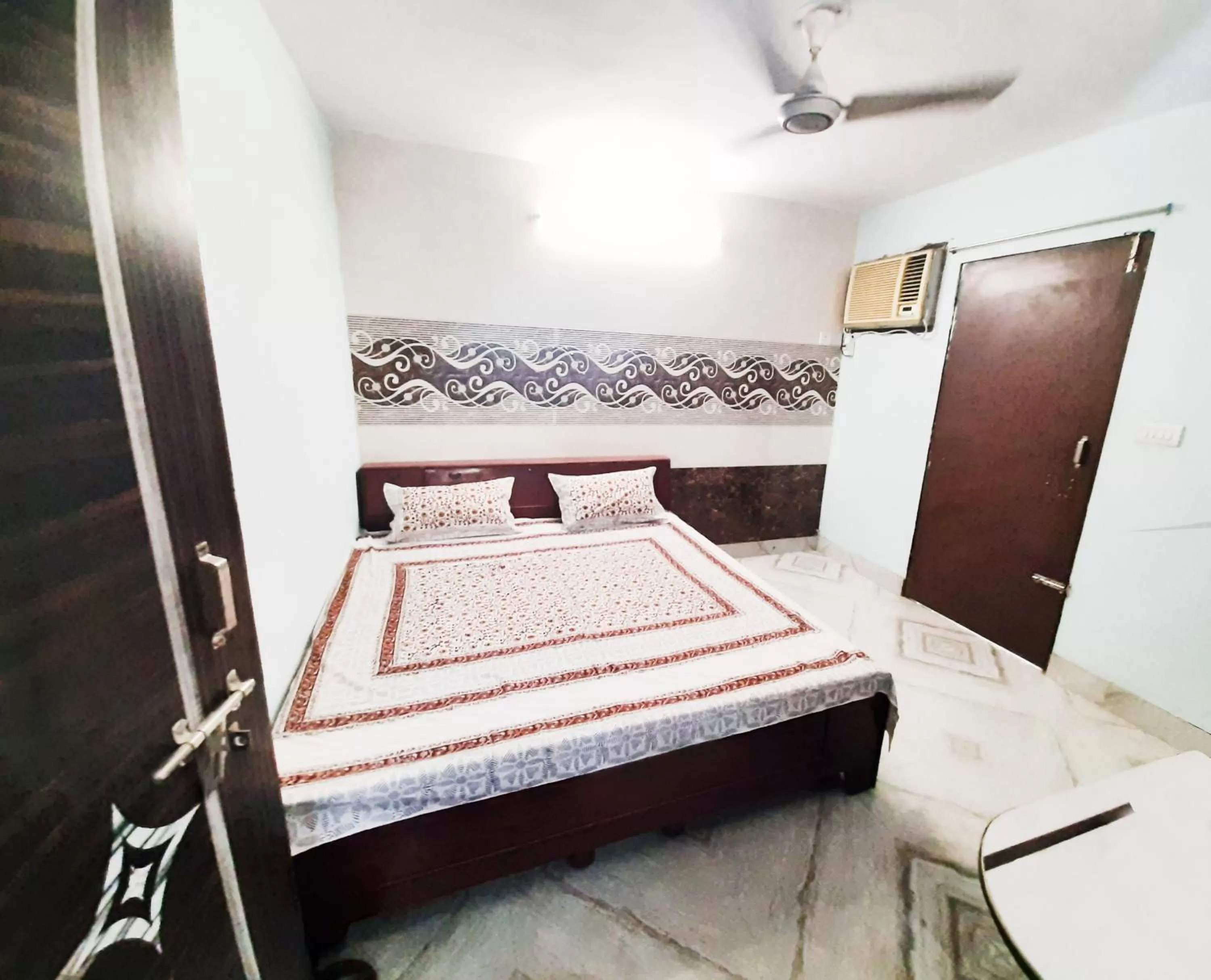 Bed in AMAN RESIDENCY