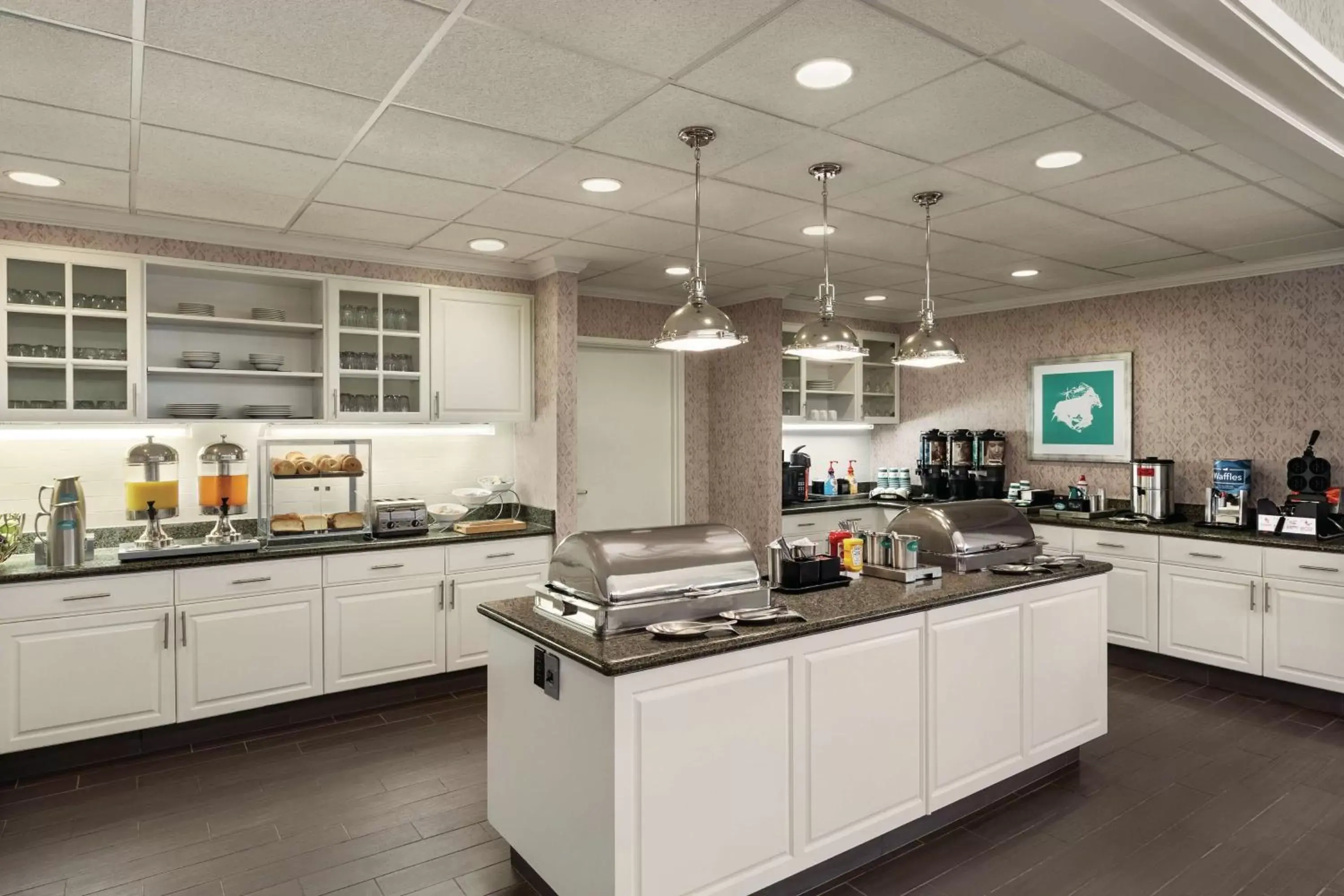 Breakfast, Kitchen/Kitchenette in Homewood Suites by Hilton Corpus Christi
