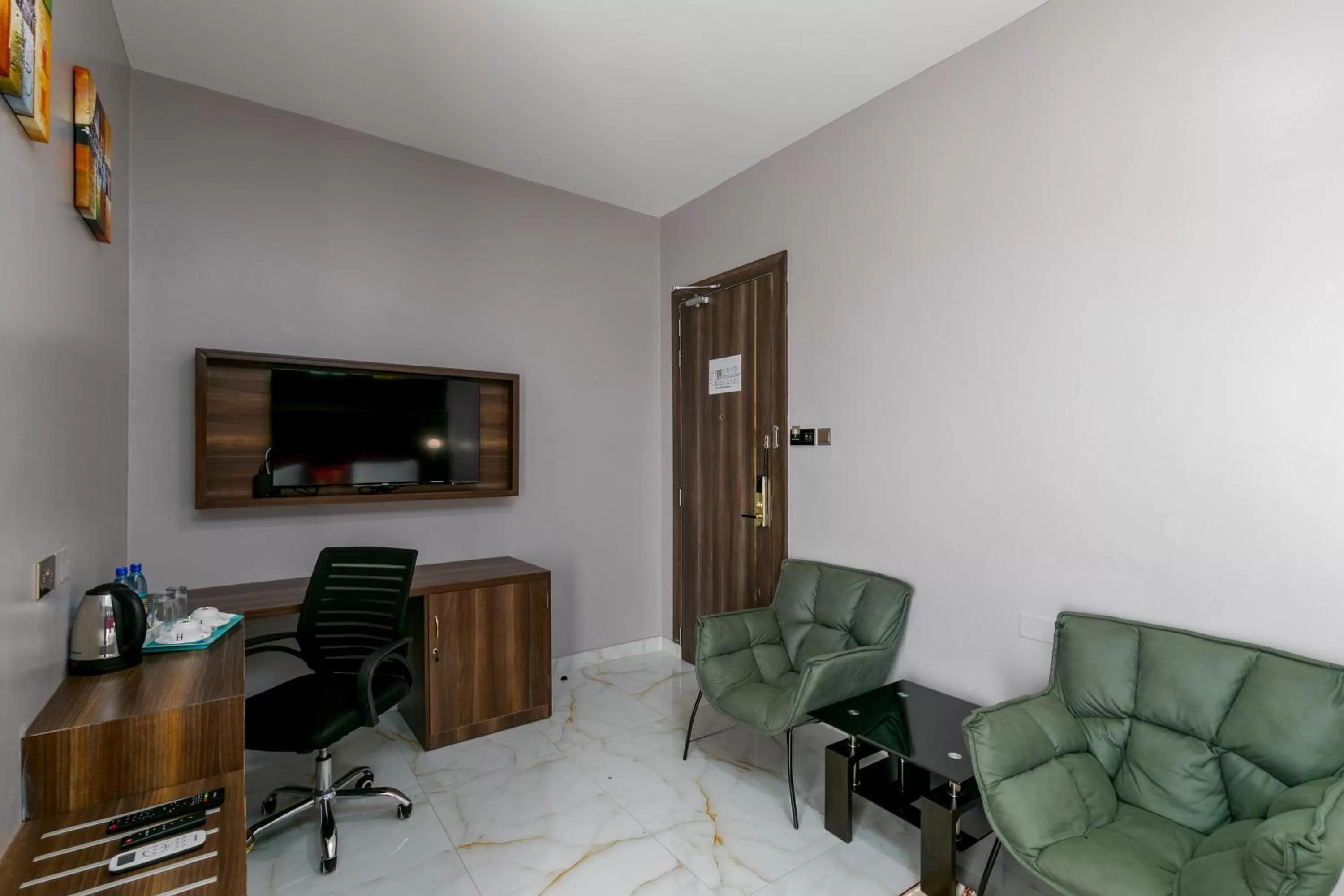 TV and multimedia in Hotel Horizon Entebbe