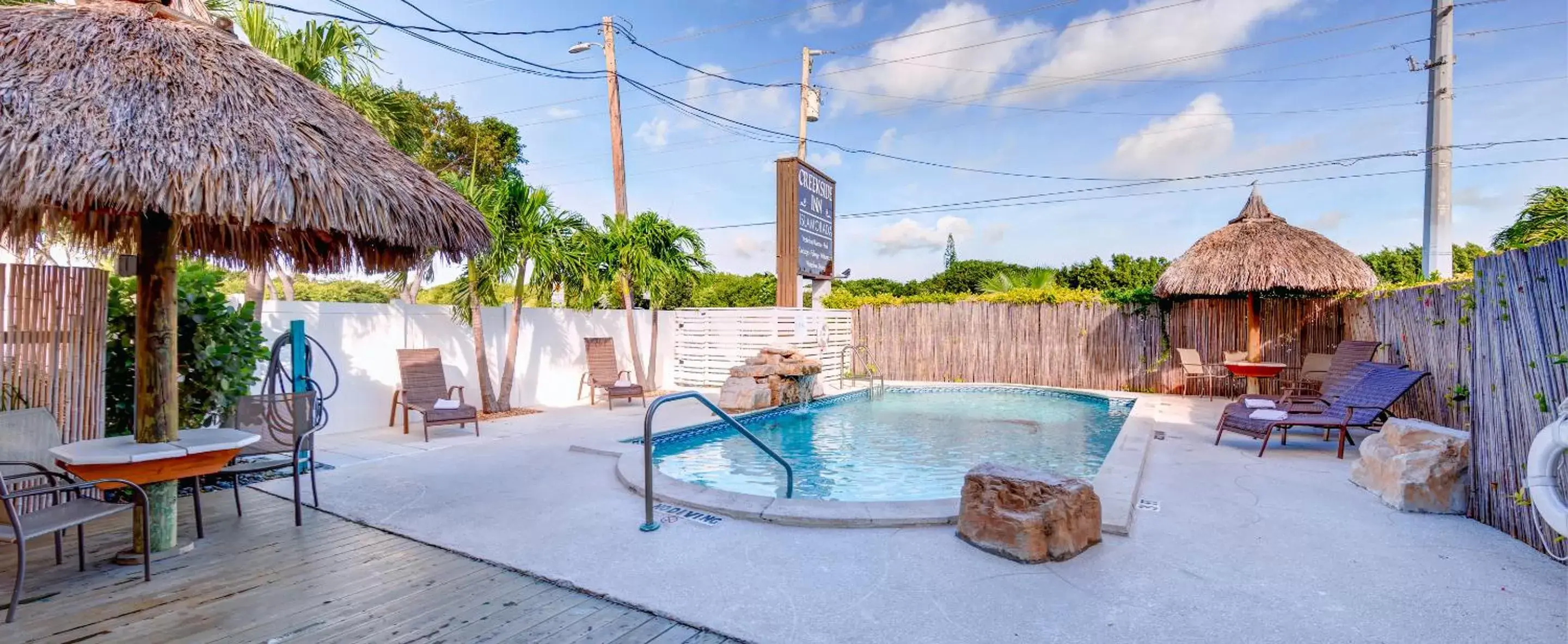 Pool view, Swimming Pool in Creekside Inn Islamorada